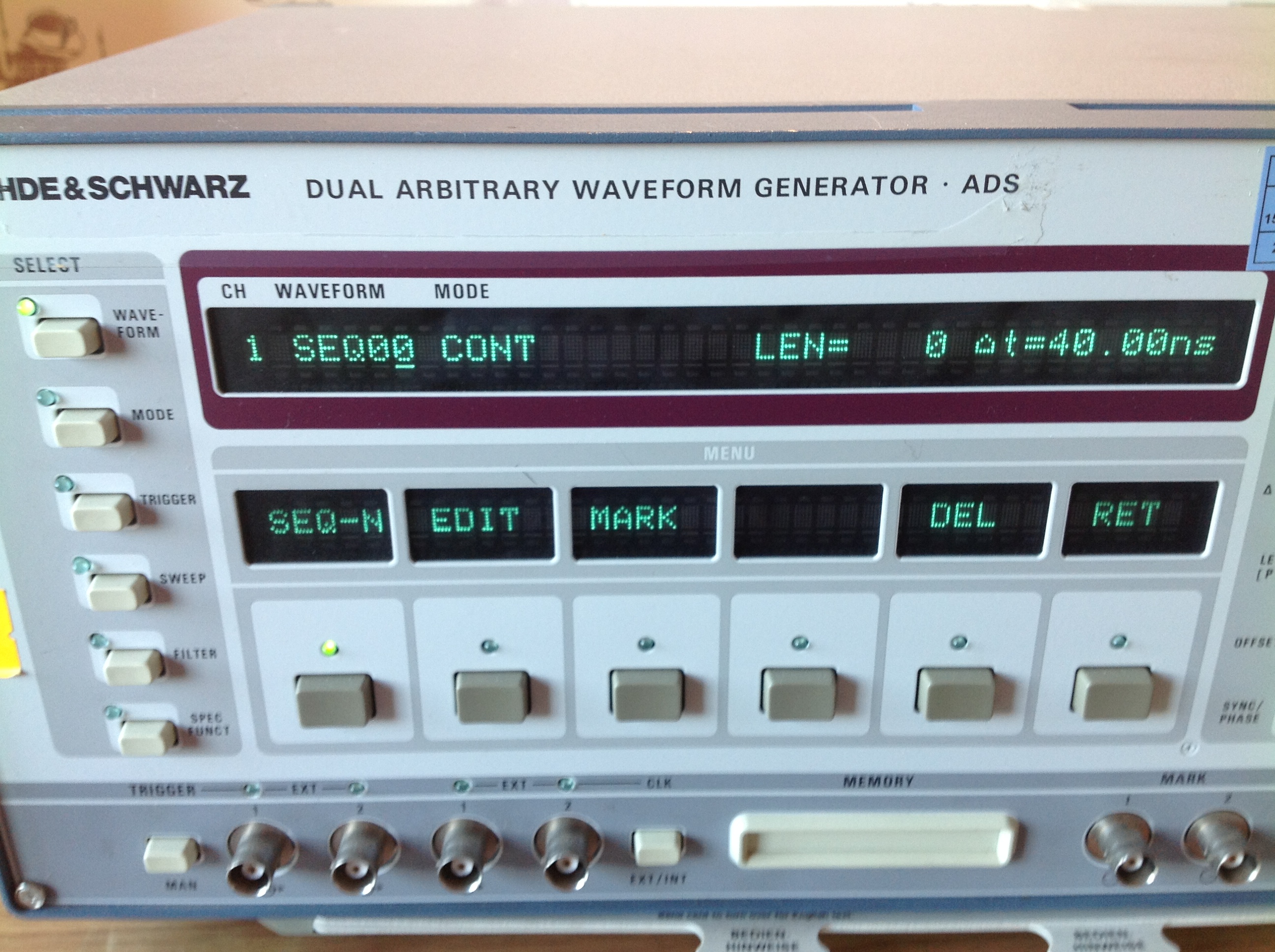 Rohde & Schwarz Dual Arbitrary Waveform Generator ADS