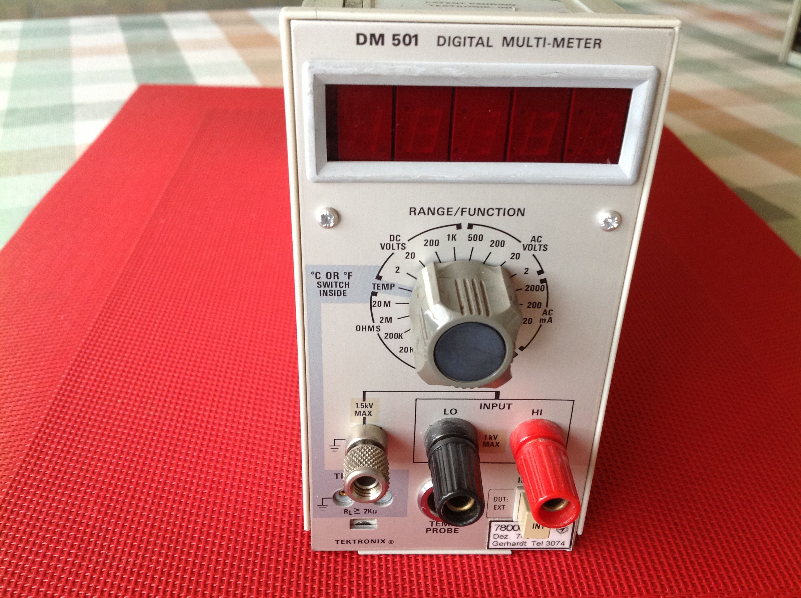 Tektronix DM 501 Digital Multimeter