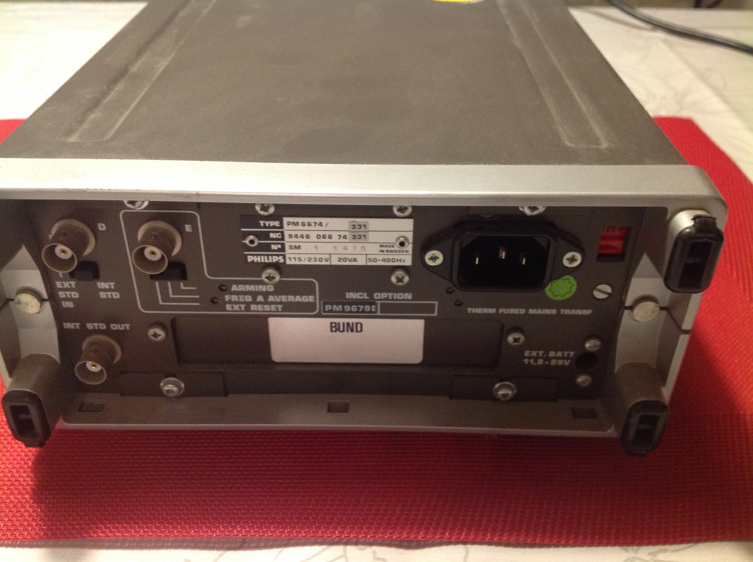Philips PM 6674 Universal Frequency Counter 550 MHz