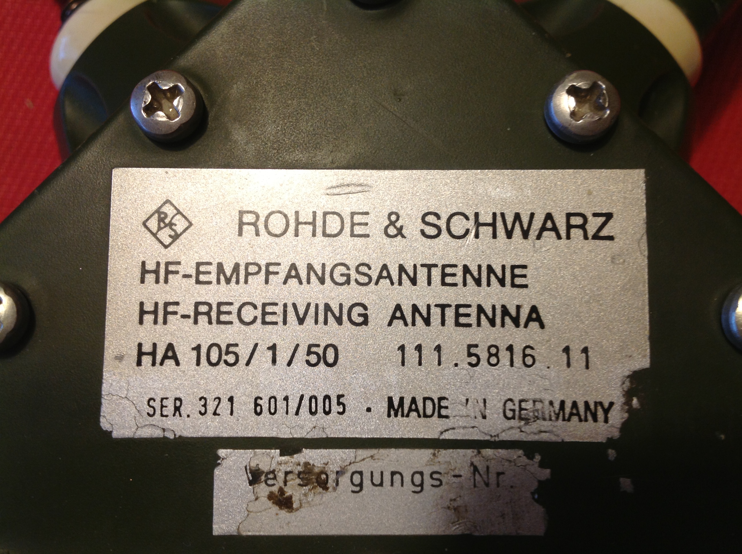 Rohde &amp; Schwarz HF-Empfangsantenne / HF-Receiving Antenna HA 105/1/50