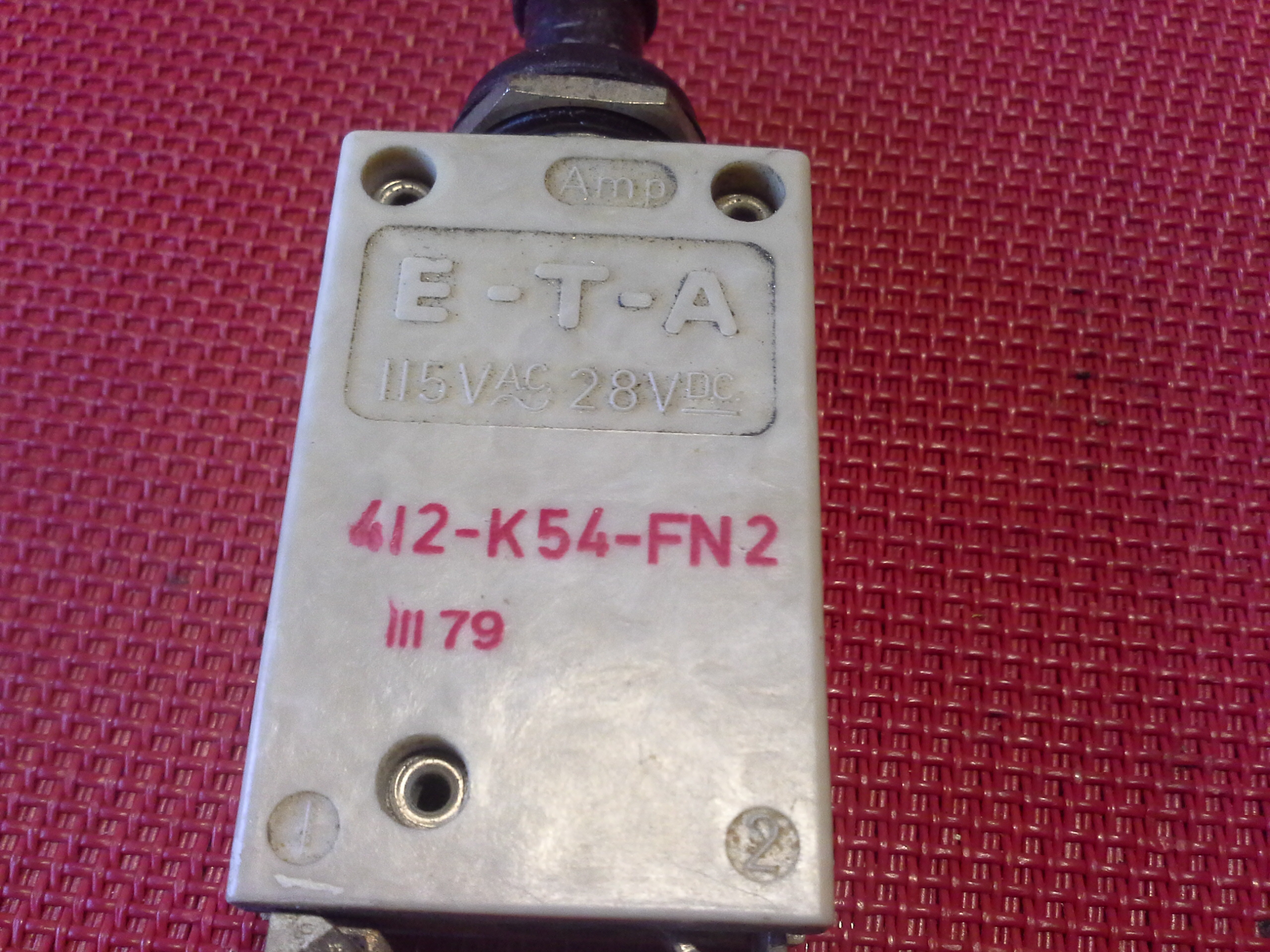 E-T-A Schutzschalter 412-K54-FN2, 115 V, 28 V, 6 A
