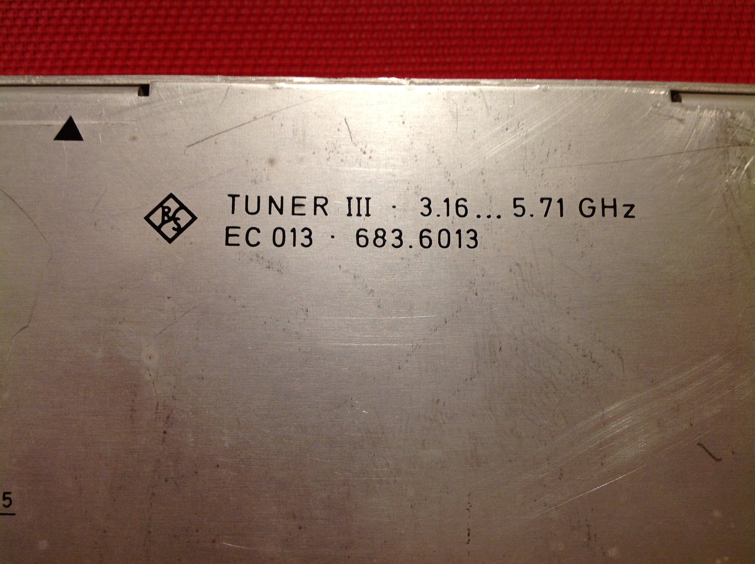 Rohde & Schwarz EC 013 Antennen-Tuner III / Antennenabstimmgerät III 3,16...5,71 GHz