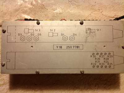 Rohde & Schwarz VHF-UHF ET001 Empfänger ESM2 Einbauteil Y18