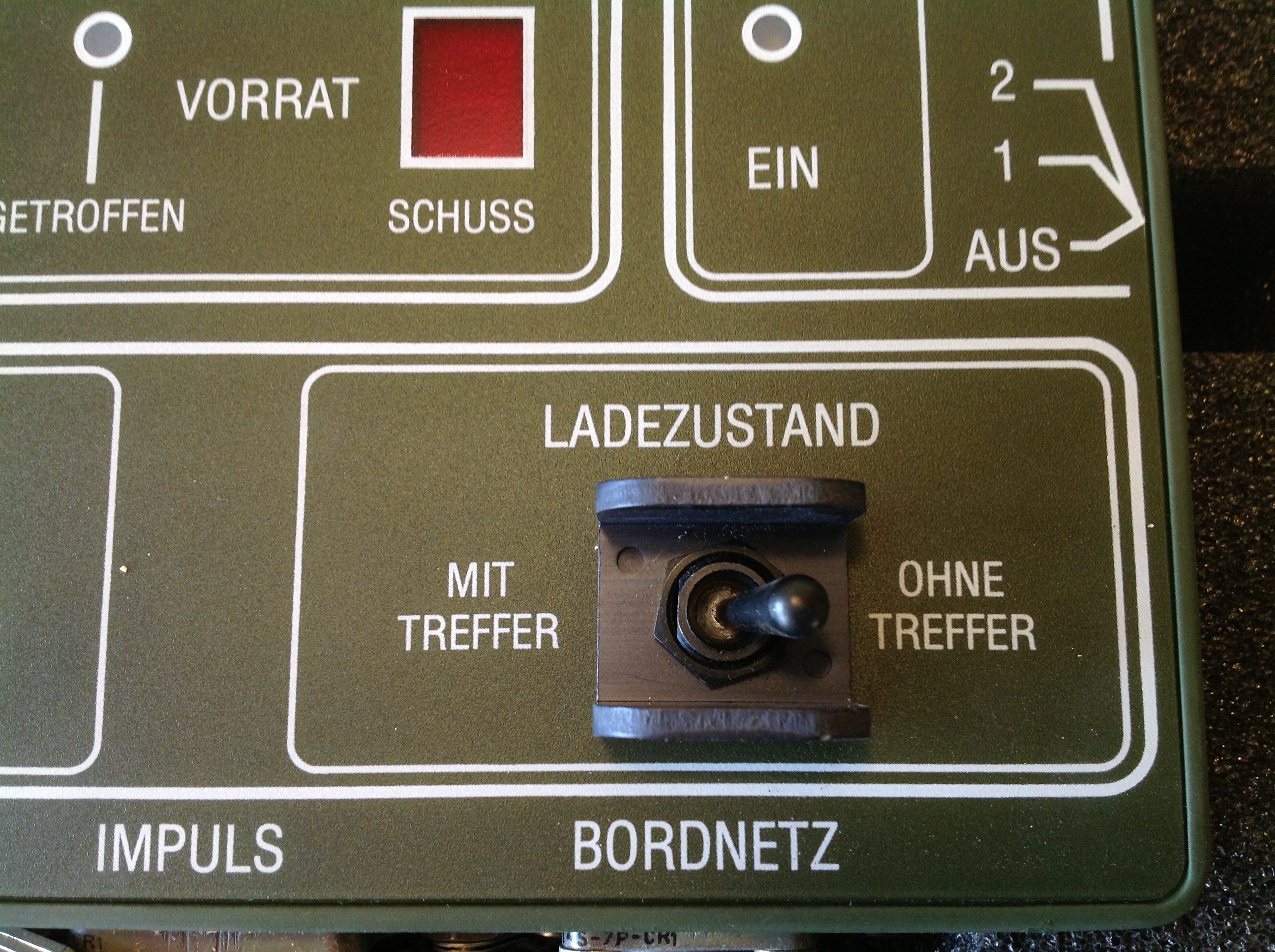 Simulator-Steuergerät "Diehl" für 9 Becher-Kanonenabschußgerät Kampfpanzer Leopard 1