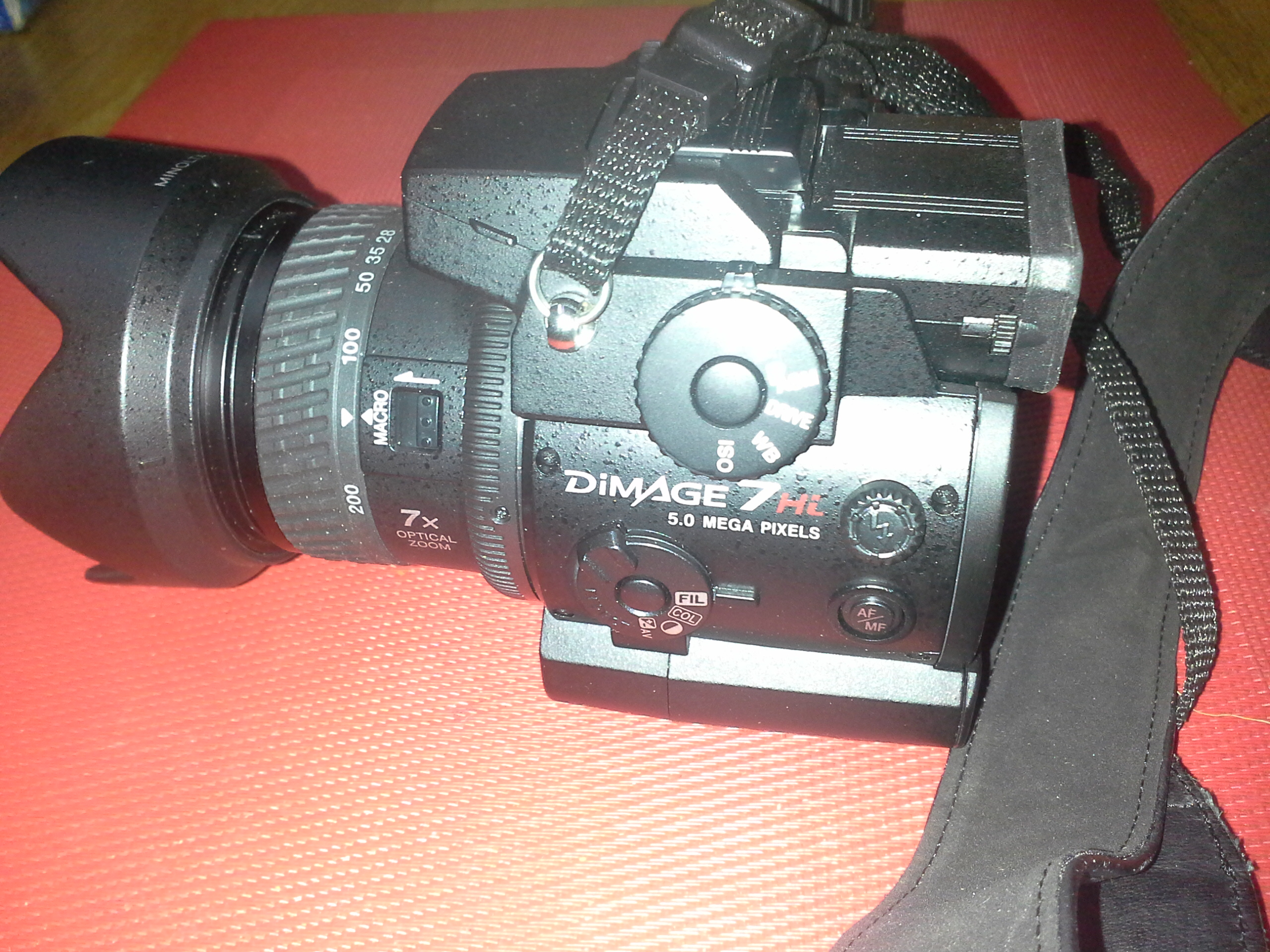 Kompaktkamera Minolta Typ Dimage 7Hi