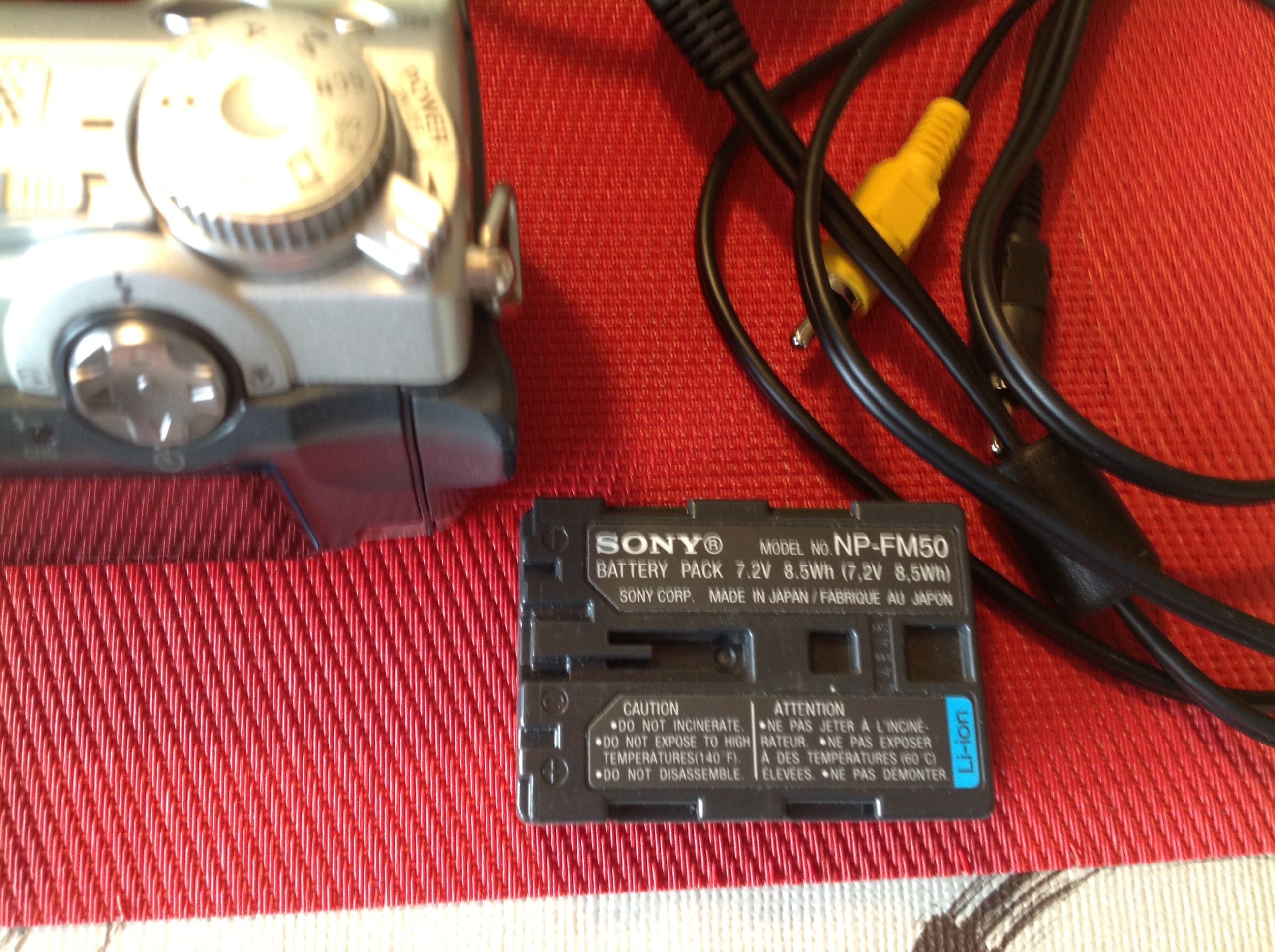 Fotokamera Sony DSC-F717 4,9 MPi Cyber-Shot