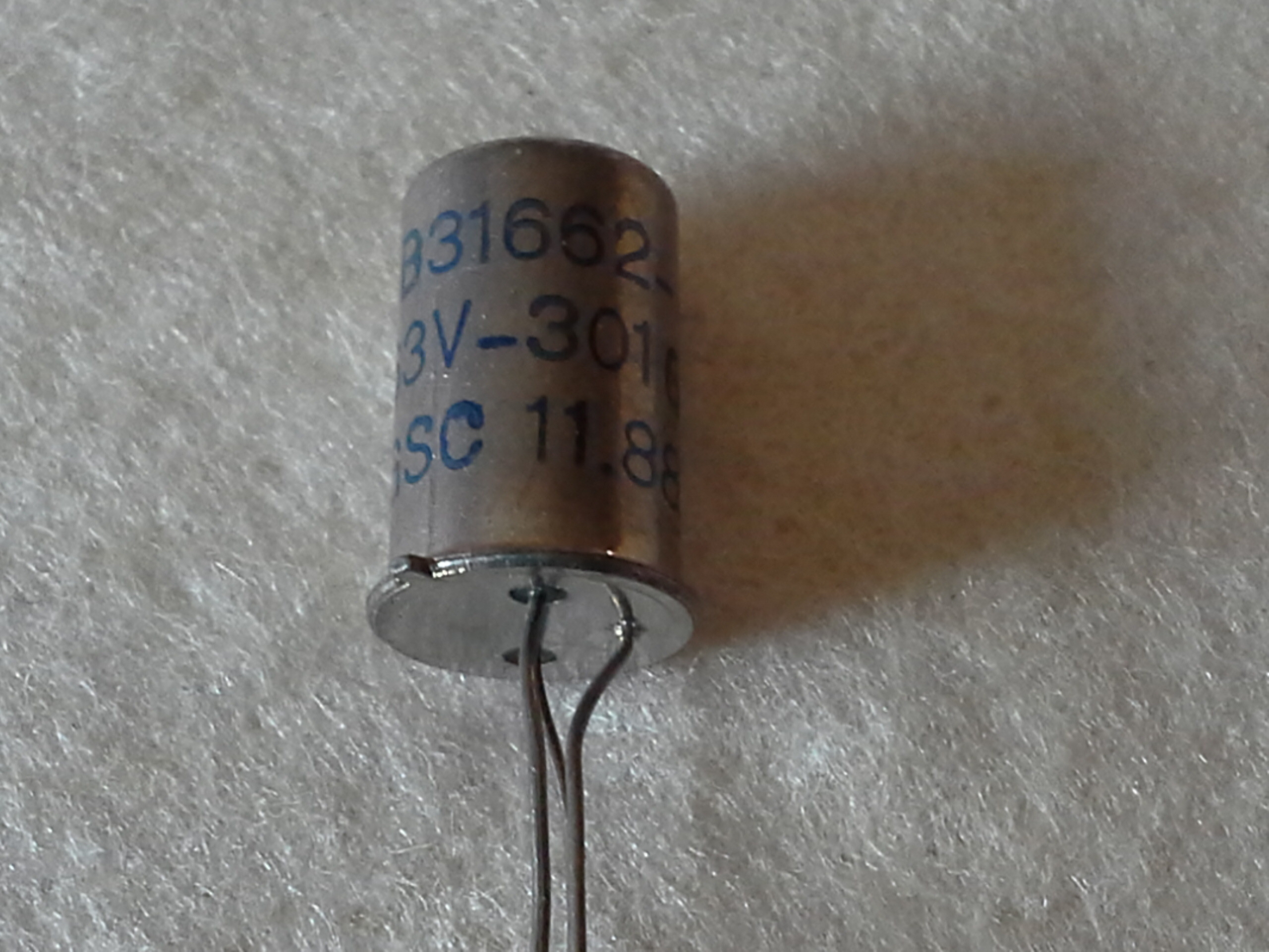 12 x Kondensator B31662-J
