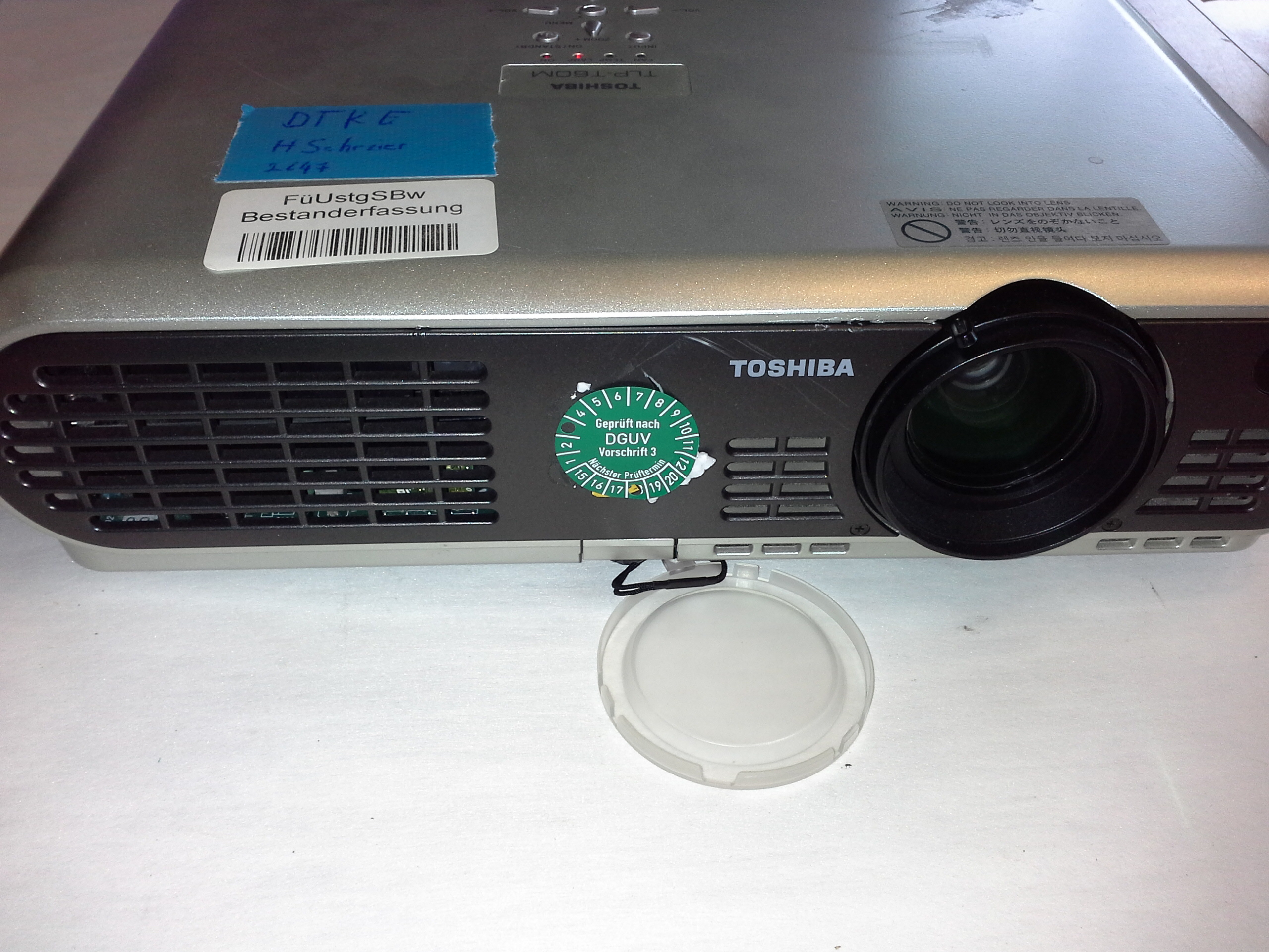Beamer Toshiba TLP-T60M