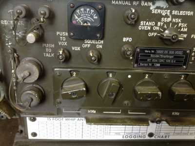 Funk Sender/Empfänger RT-834/GRC-106-G4+Leistungsverstärker AM-3349/GRC-106-G4