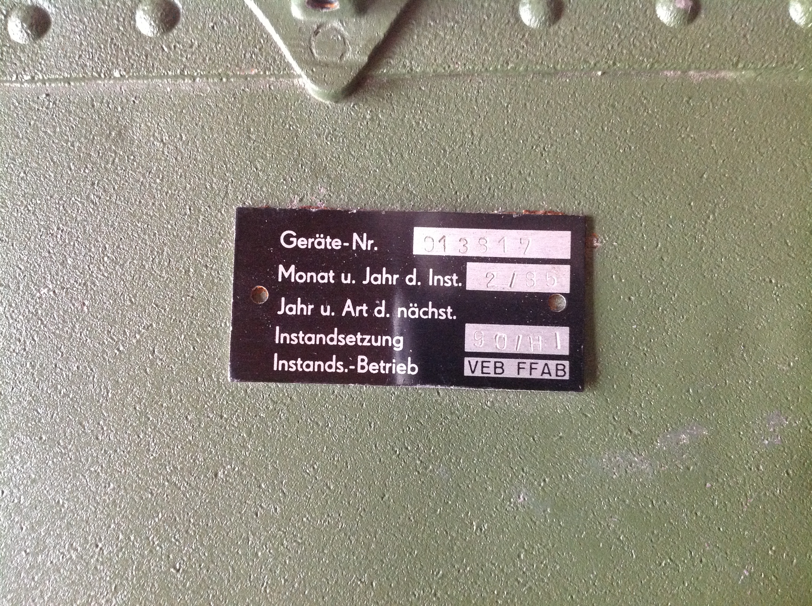 Funkstation Militärfunkgerät R-108 der ehemaligen DDR