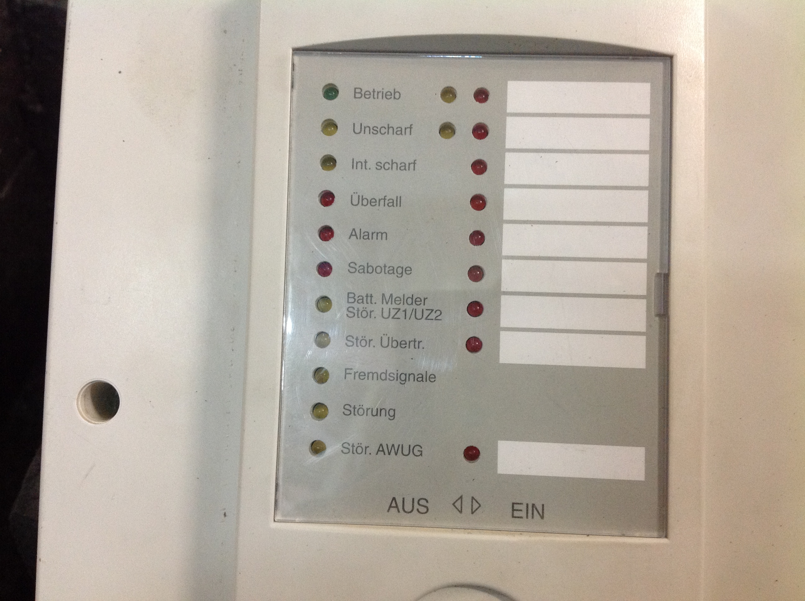 Alarmanlage Sensorausstattung Innenraumüberwachung Funkalarmsystem 100-FB Fa. Esser Alarmanlage Sensorausstattung Innenraumüberwachung Funkalarmsystem 100-FB Fa. Esser