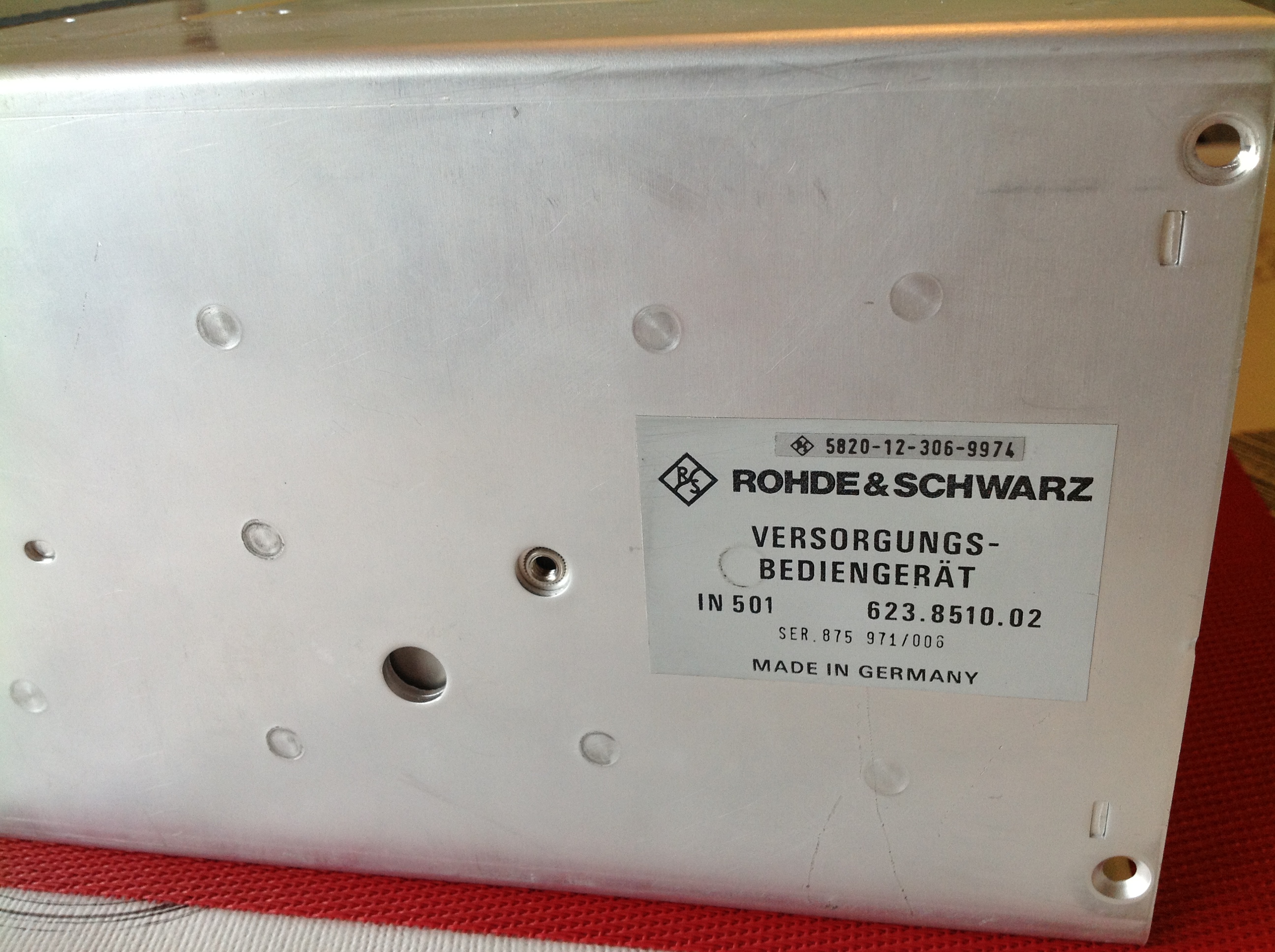 Rohde &amp; Schwarz Netzteil, Stromversorgungsgerät IN 501