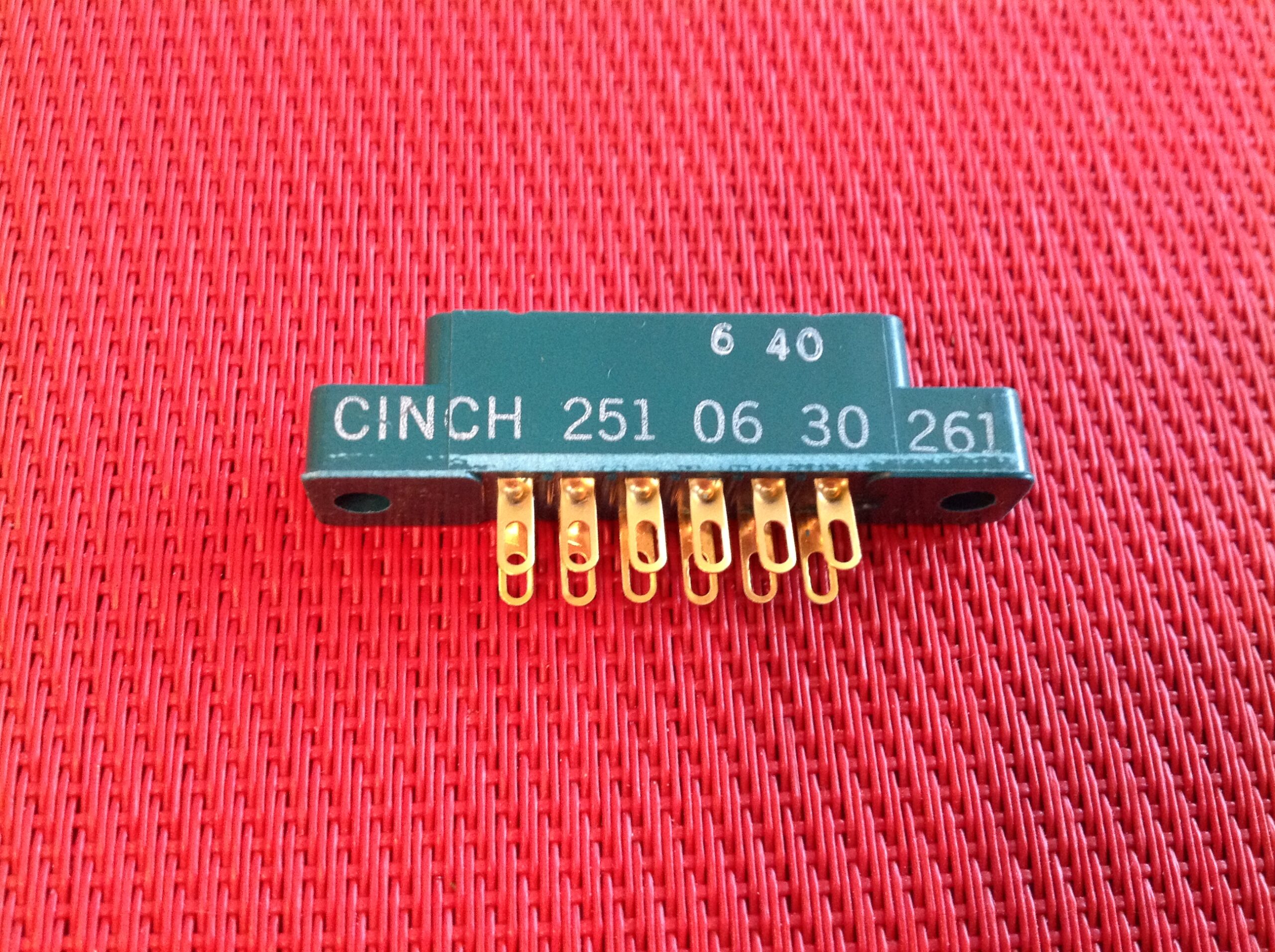 Goldsteckverbinder Chinch 251 06 30 261 weiblich 12 pol.