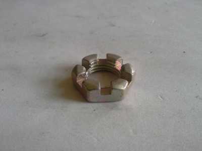 39 x Kronenmutter M12 - SW19
