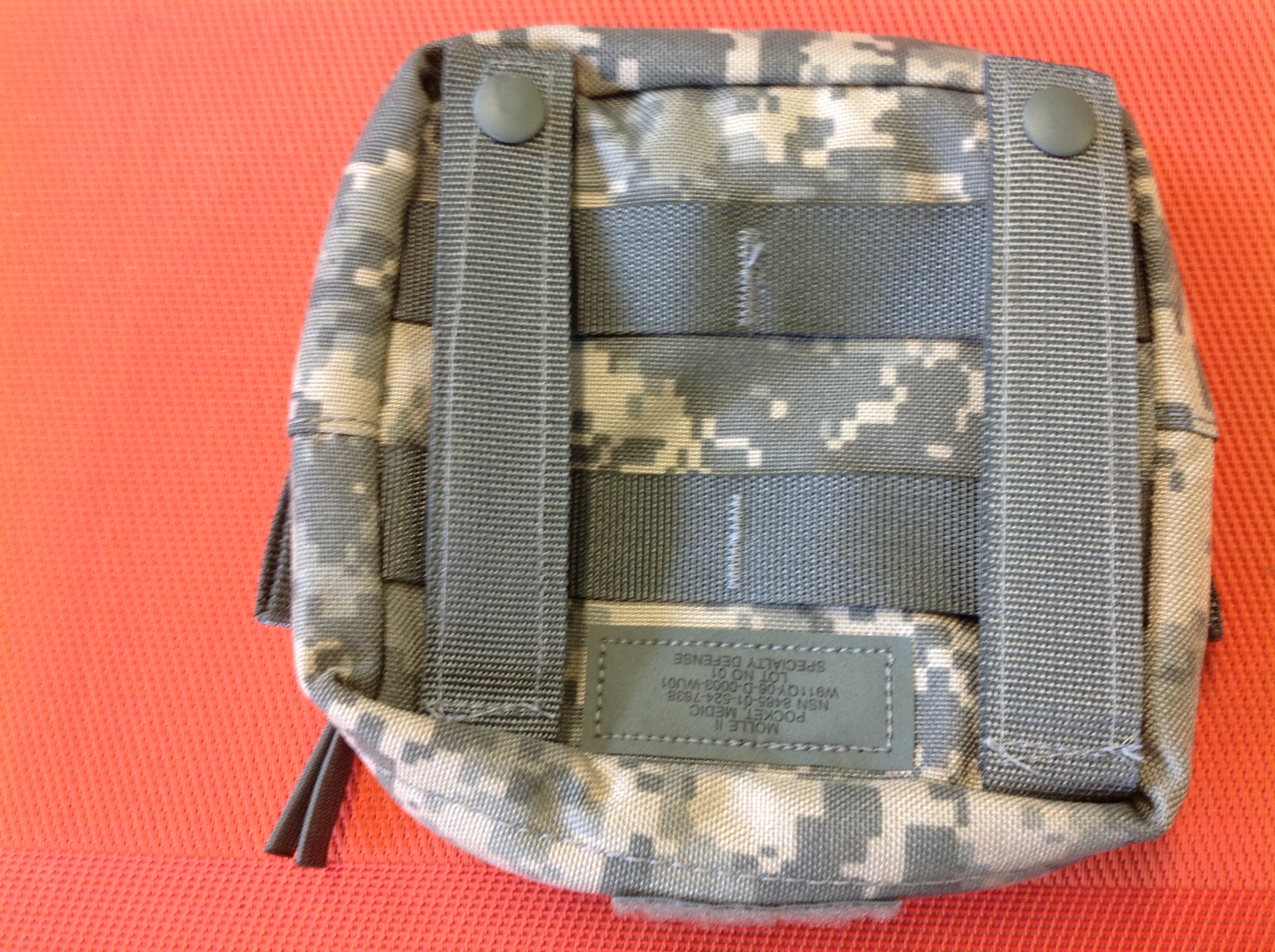 US Army Medic Bag in ACU Tarn Pocket Bag - Erste Hilfe Tasche