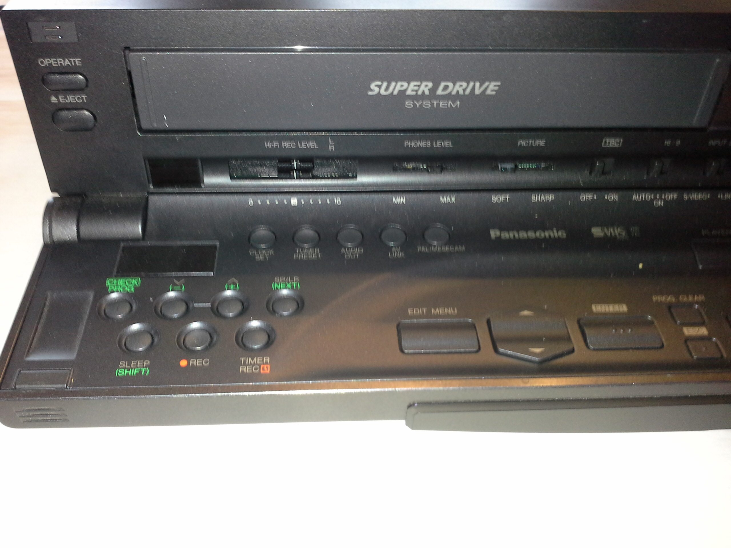 Super VHS Videorecorder Panasonic NV-HS1000EG