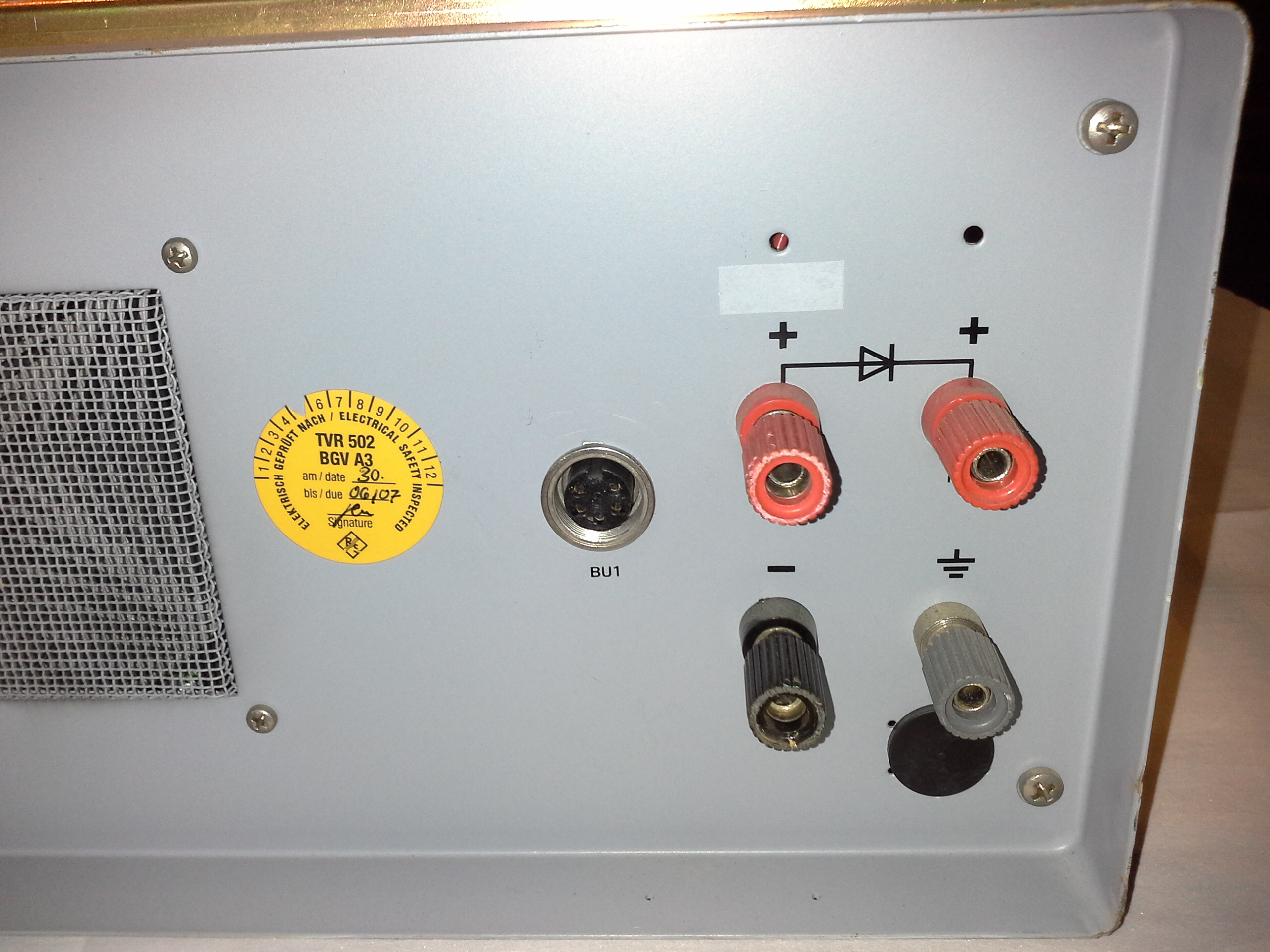 Rohde &amp; Schwarz Stromversorgungsgerät DC-Power Supply Typ IN O25