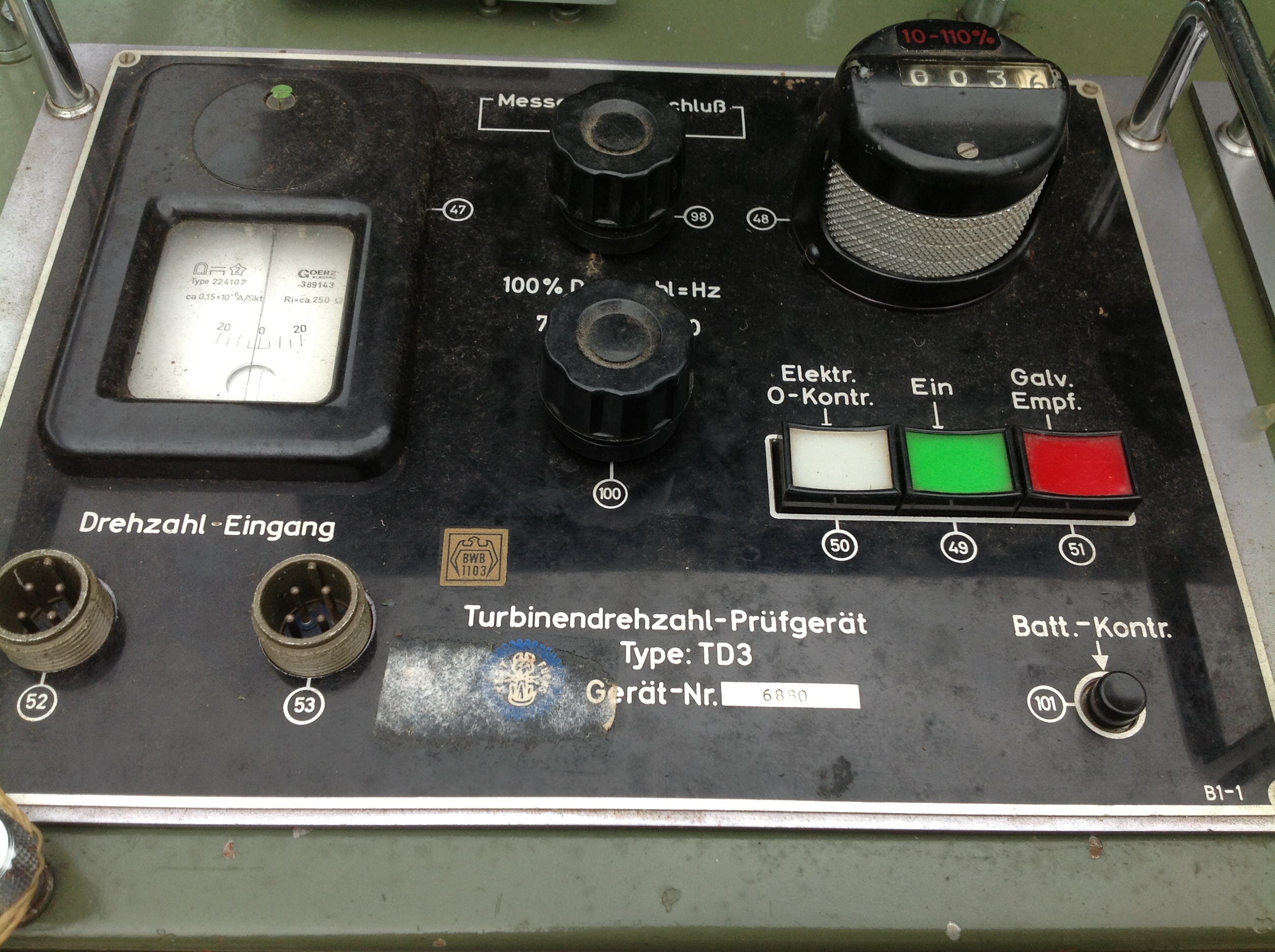 Test Fuchs Prüfgerät für Triebwerksleistung und Temperaturanzeige Typ TMG 3-1