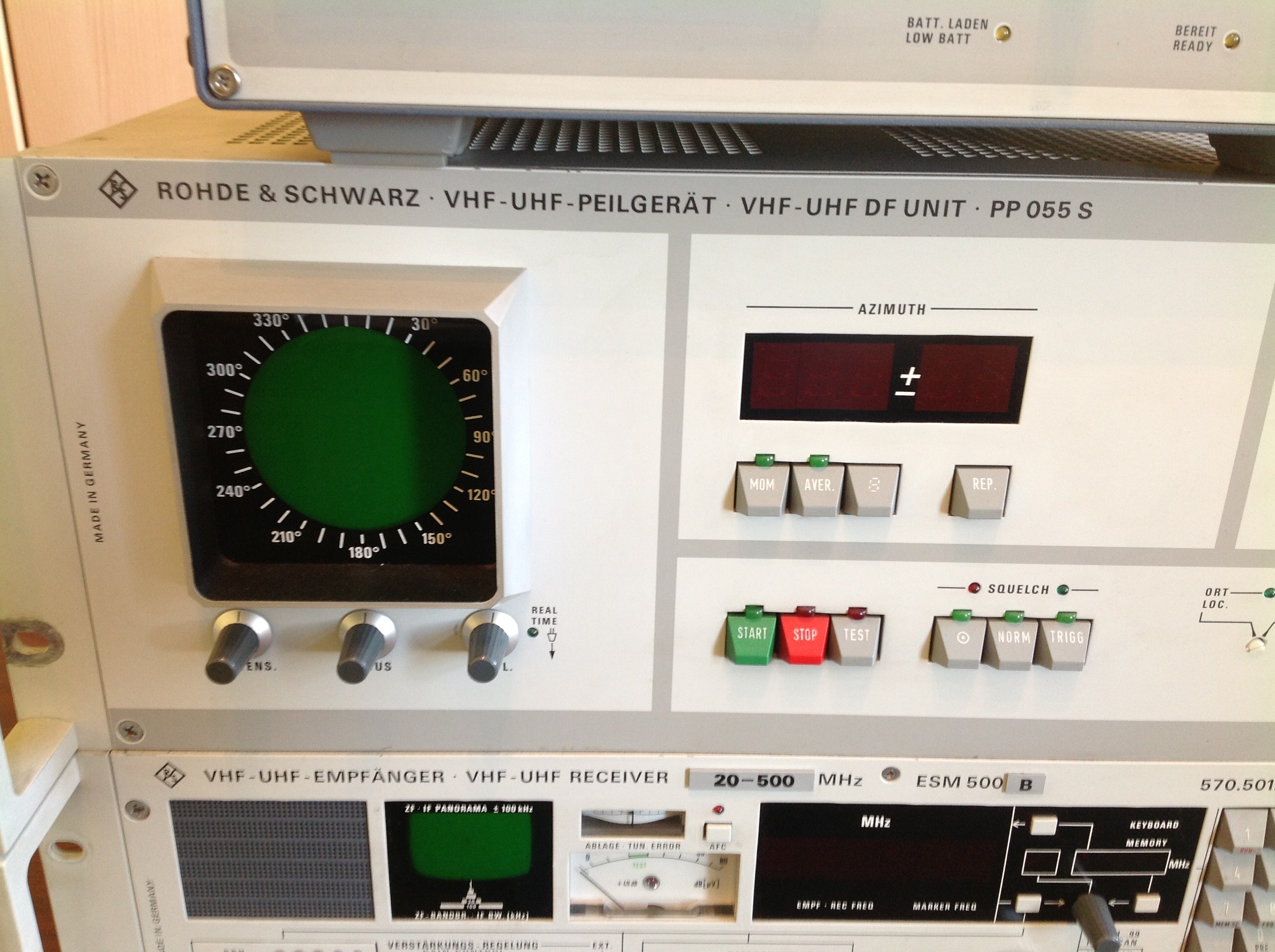 Mobile VHF-UHF-Breitband Doppler-Peilanlage Rohde &amp; Schwarz PA 555