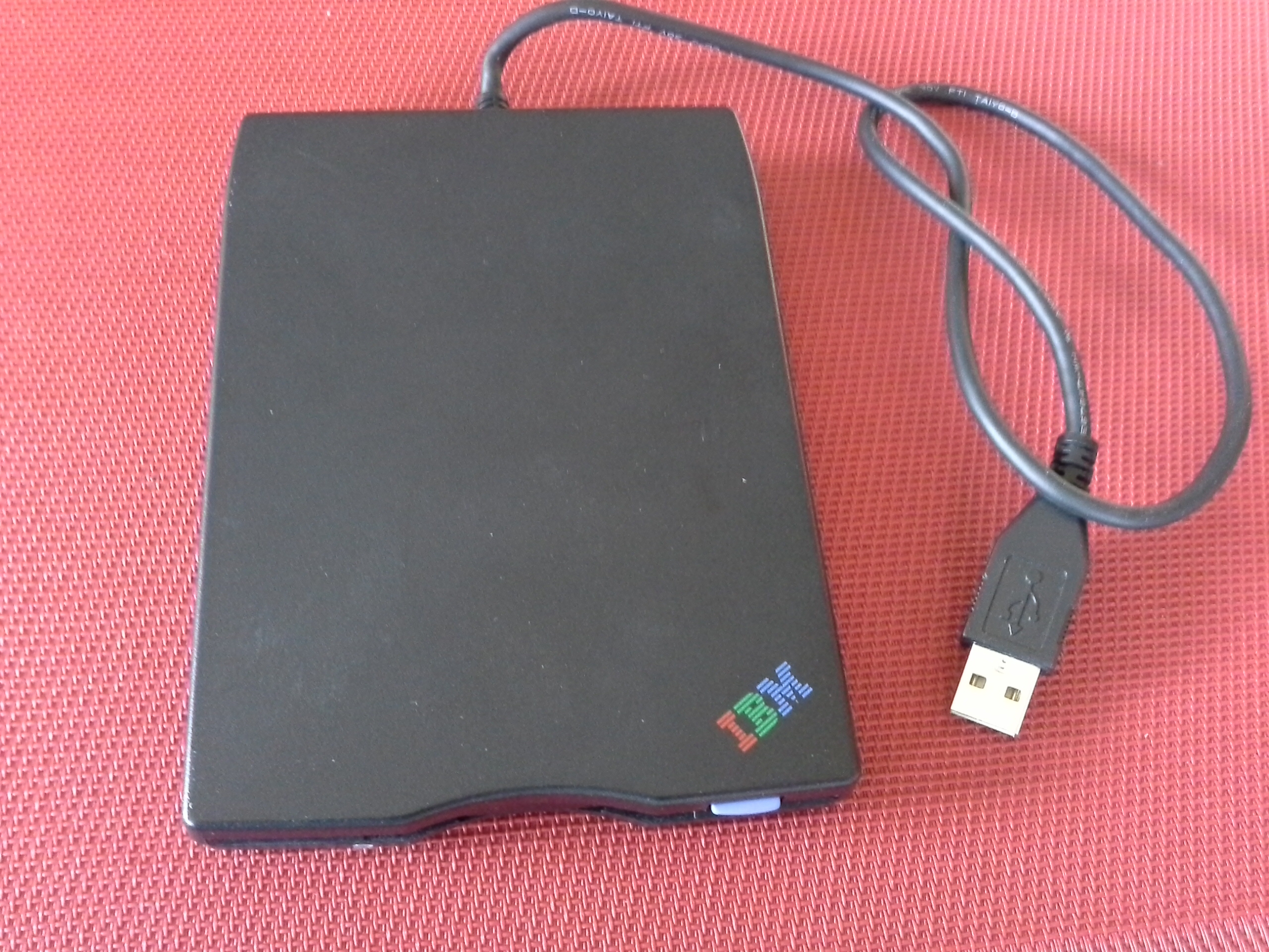 IBM MPF32E-USB externes Diskettenlaufwerk
