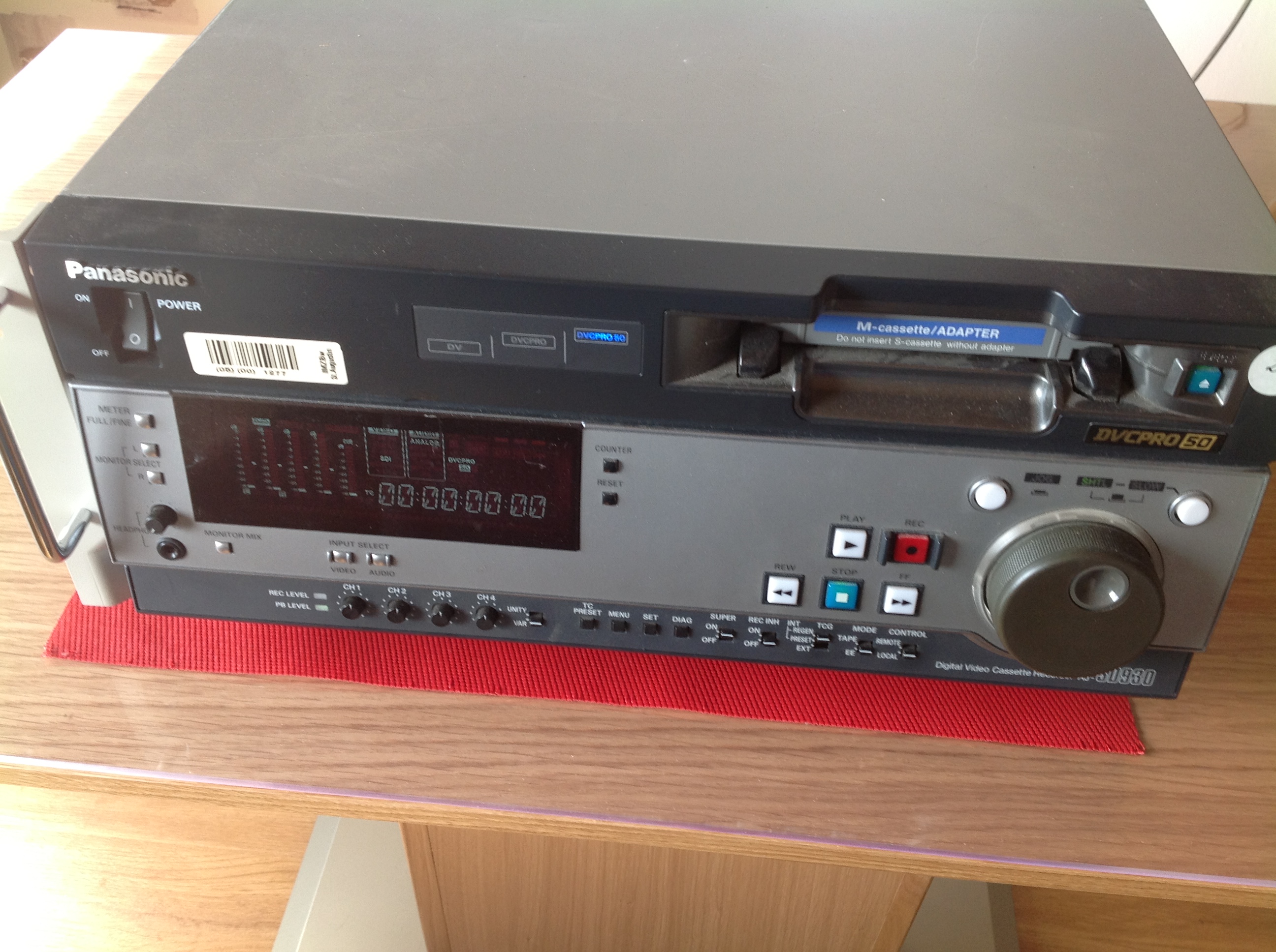 Panasonic DVC PRO 50 Videorecorder mit (SDTI) AJ-SD 930 E