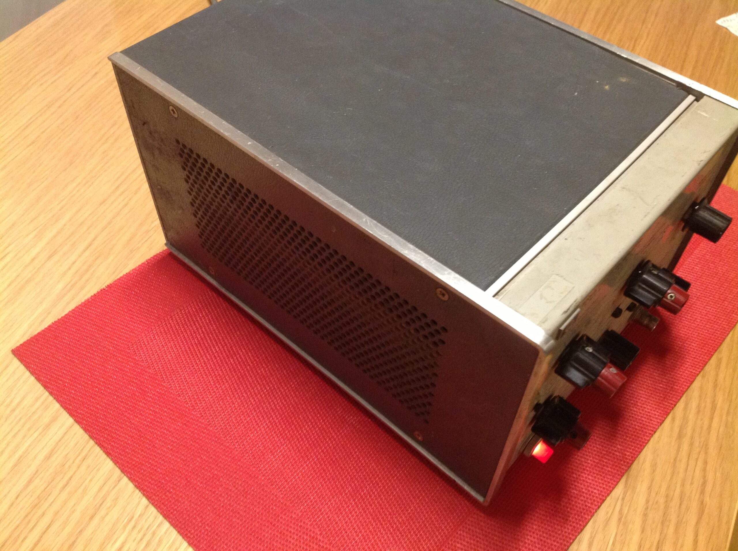 Hewlett Packard Pulse Generator 8004 A