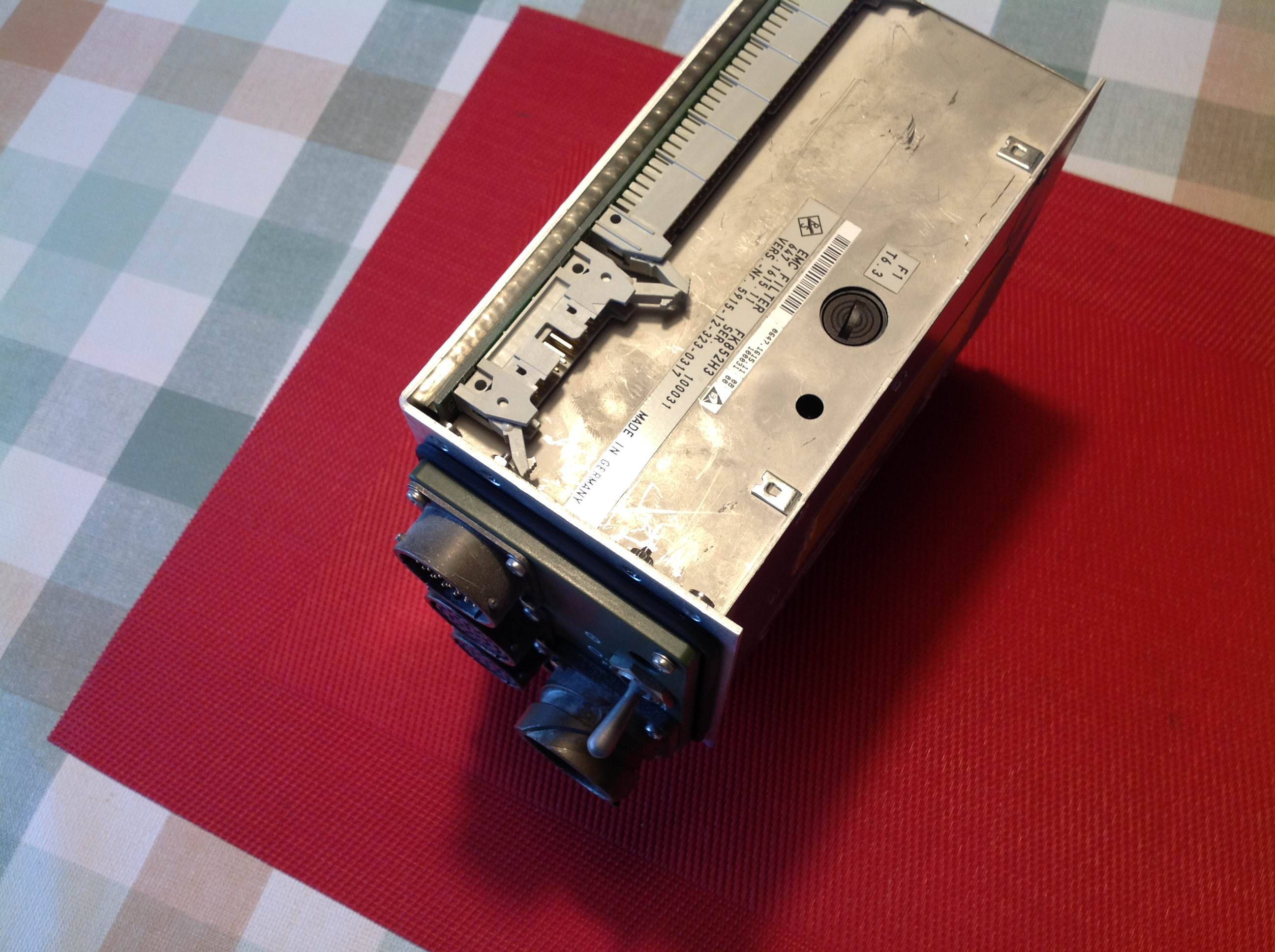 Rohde &amp; Schwarz EMC Filter vom Antennenkoppler FK 852H3