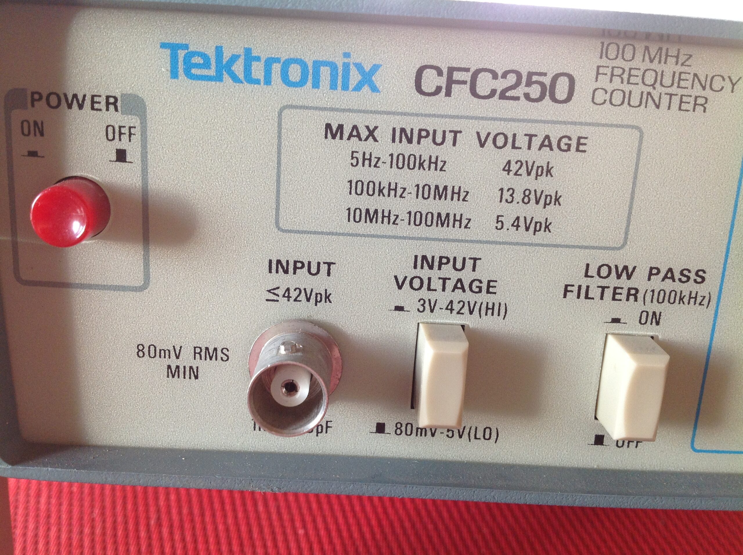 Tektronix CFC250 Frequency Counter 100 MHz