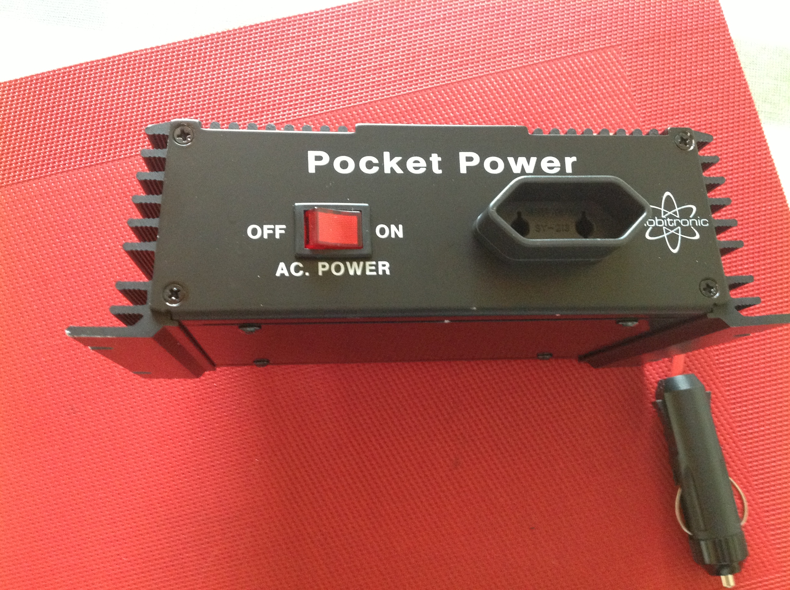 Spannungswandler - Portable Switch-Mode Inverter Mobitronic Pocket Power 12 V - 220 V