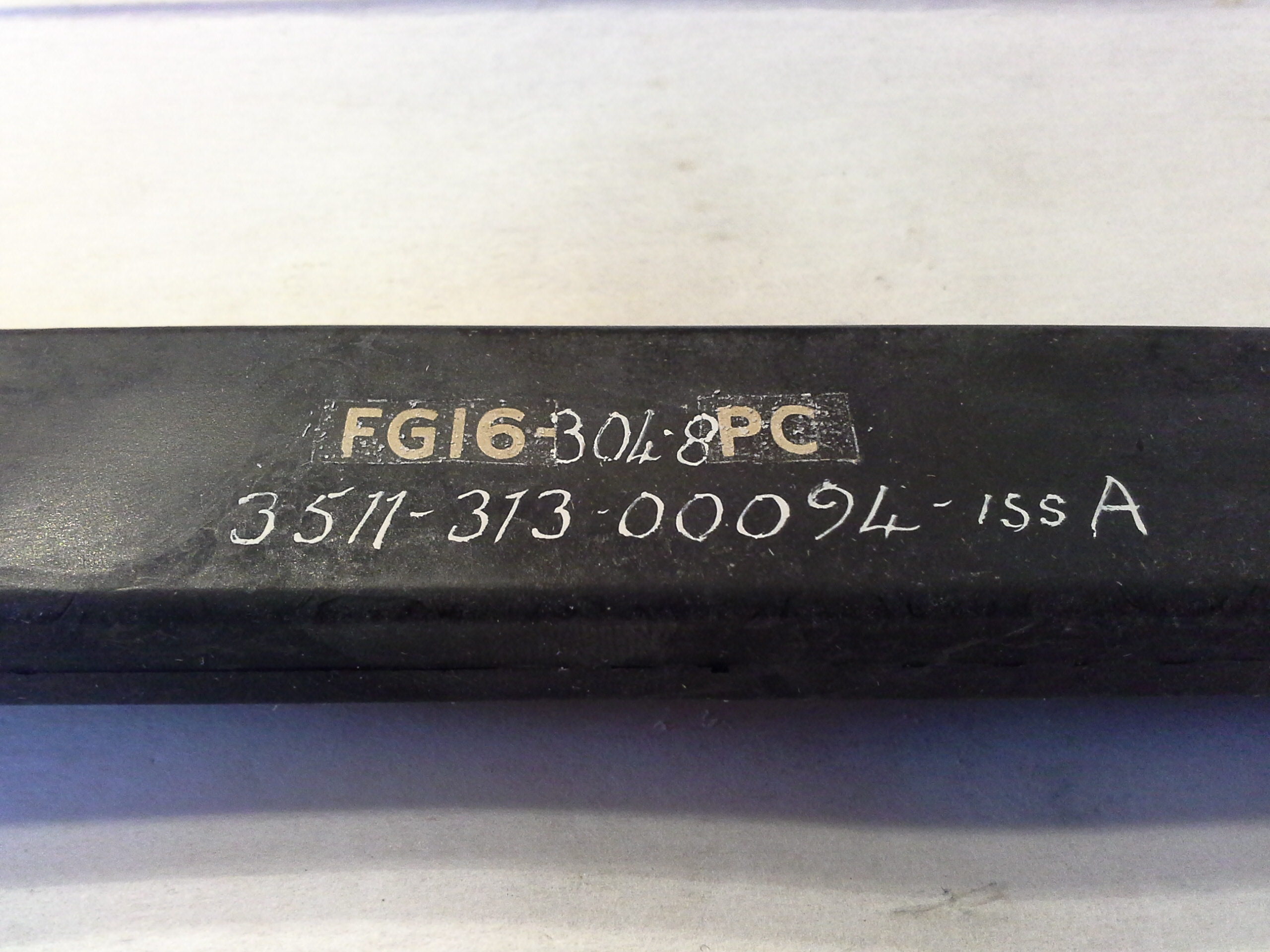Hohlleiter FG 16304-8 PC