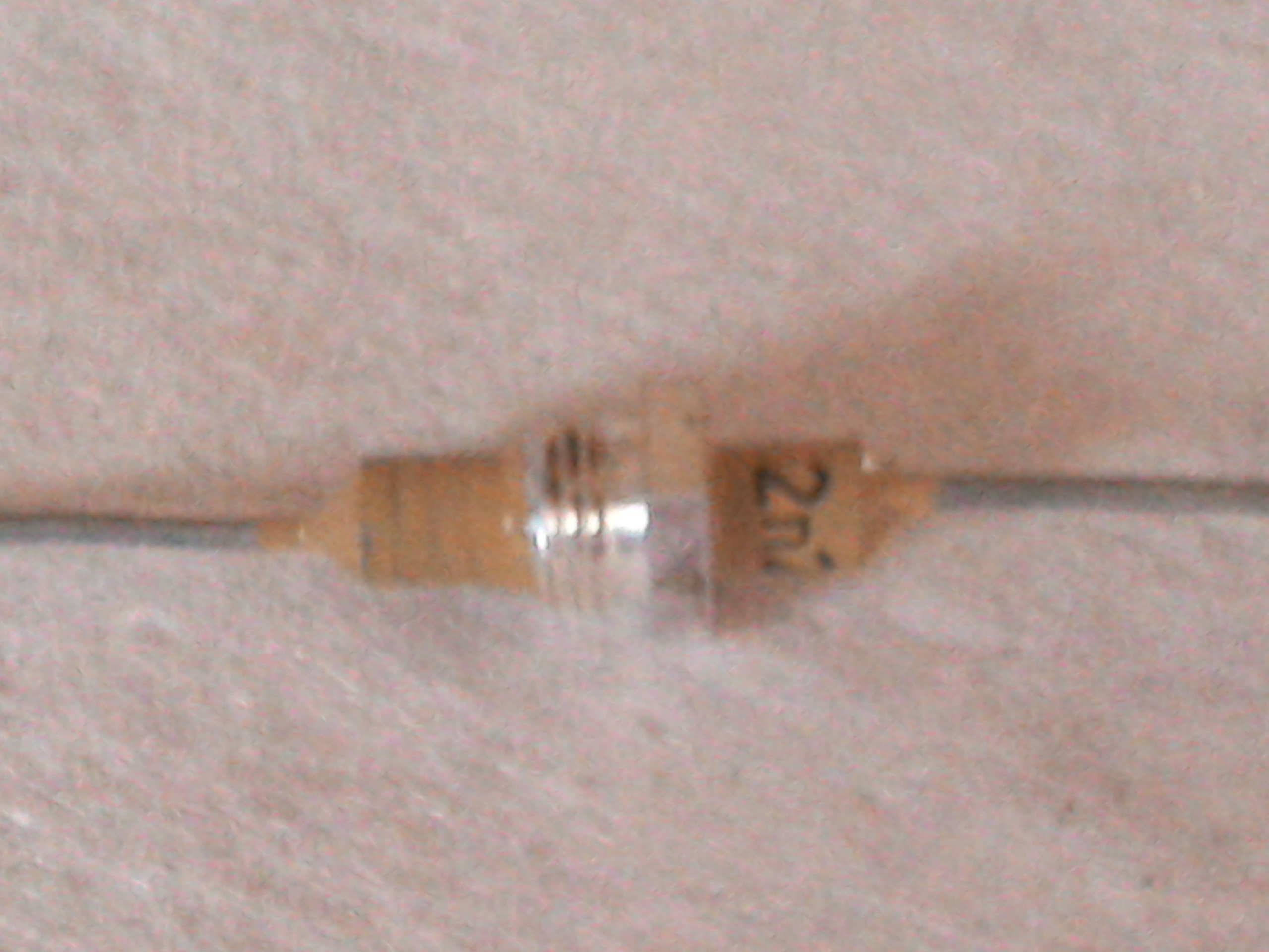 Kondensator 2,2NF - T-20+50