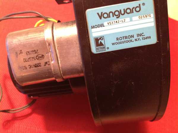 E-Motor Vanguard Model VS37A2-L2 ( Rotron Inc. )
