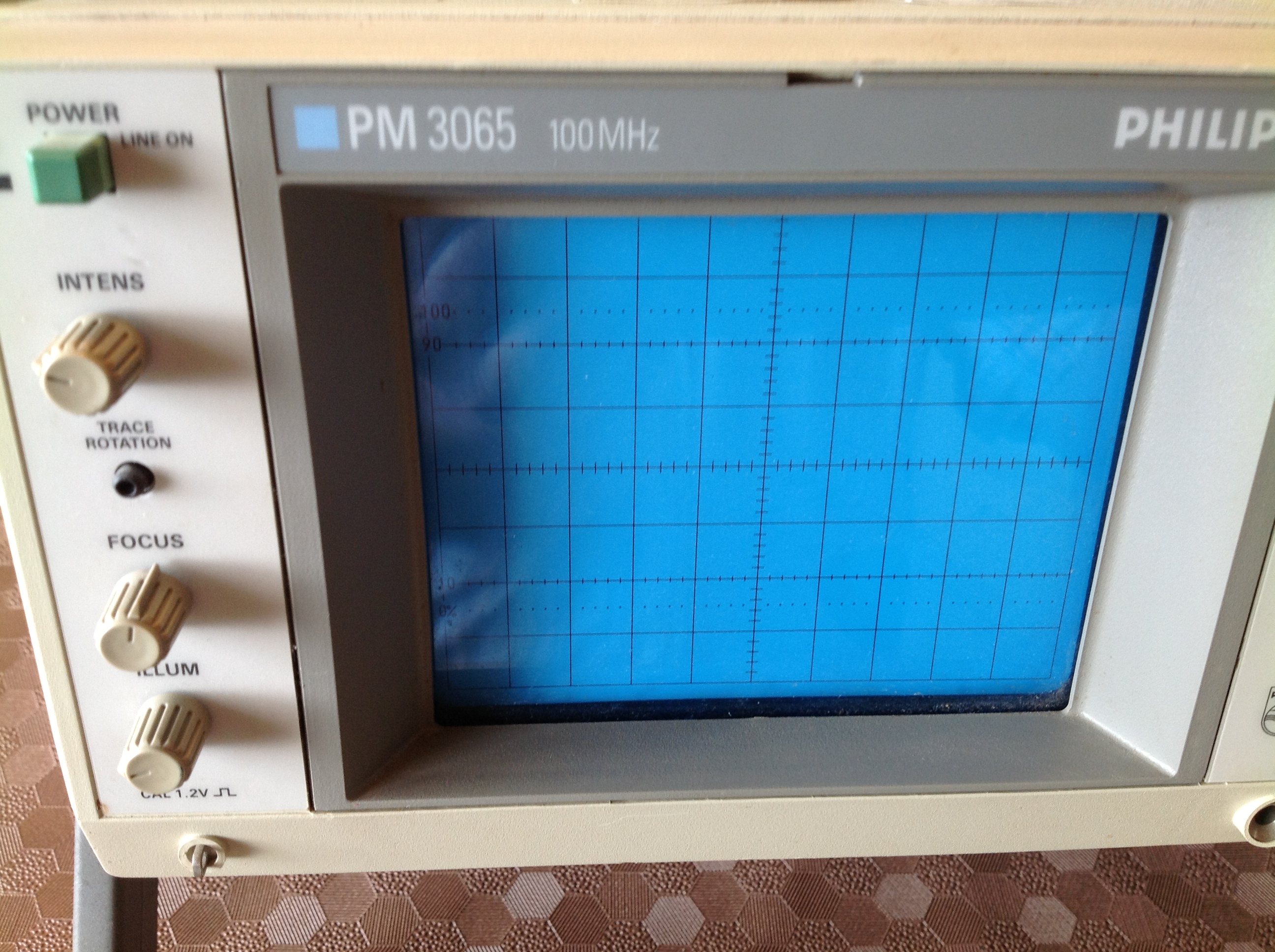 FLUKE ( Philips ) PM 3065 100 MHz Oszilloskop