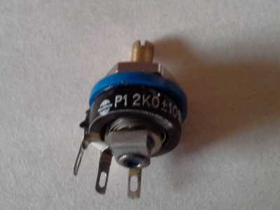 Potentiometer P1 2KO+-10% WM110