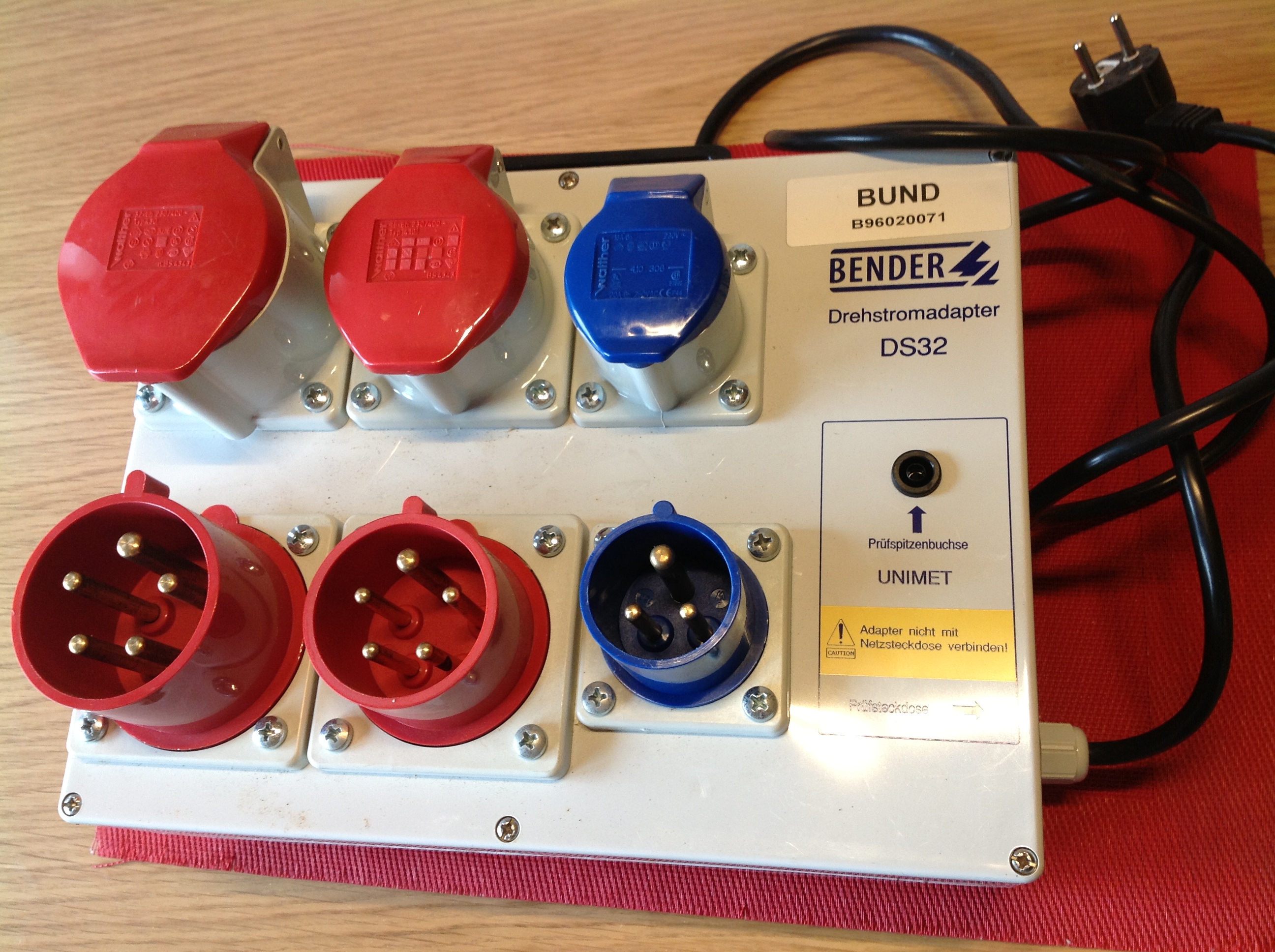 Bender Drehstromadapter DS 32