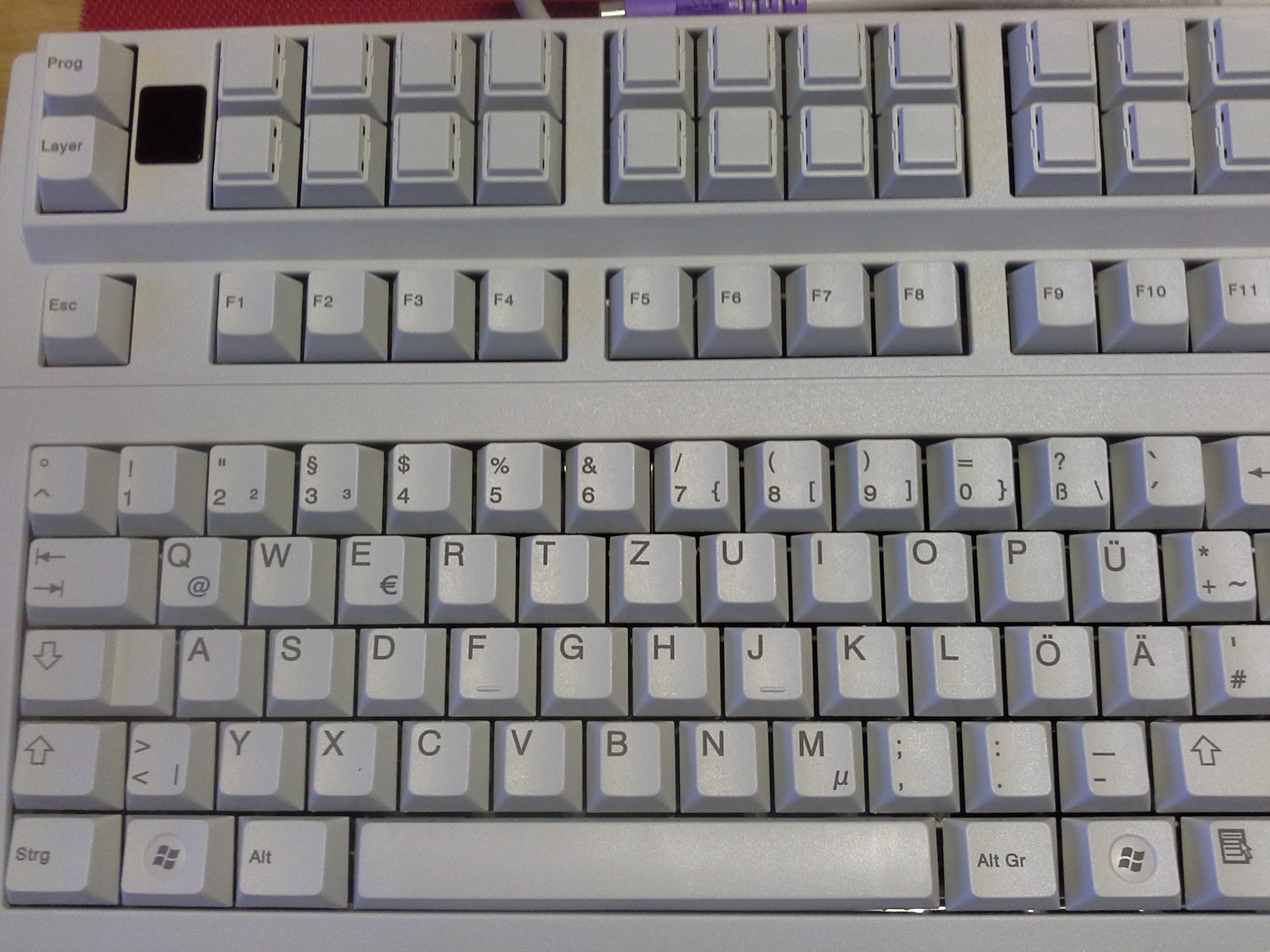 Tastatur, Cherry, Mod. MY 8300, mit 7 pol. Stecker