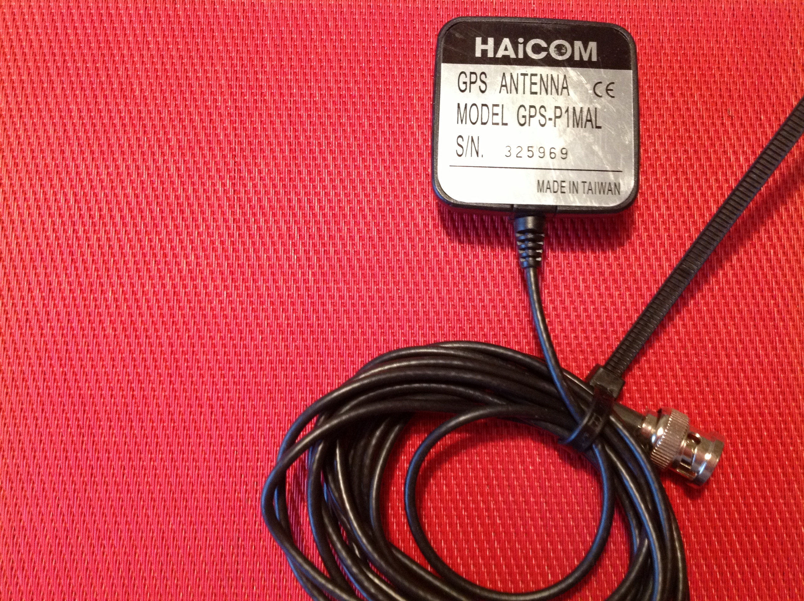 Haicom GPS-Antenne Model GPS-P1MAL