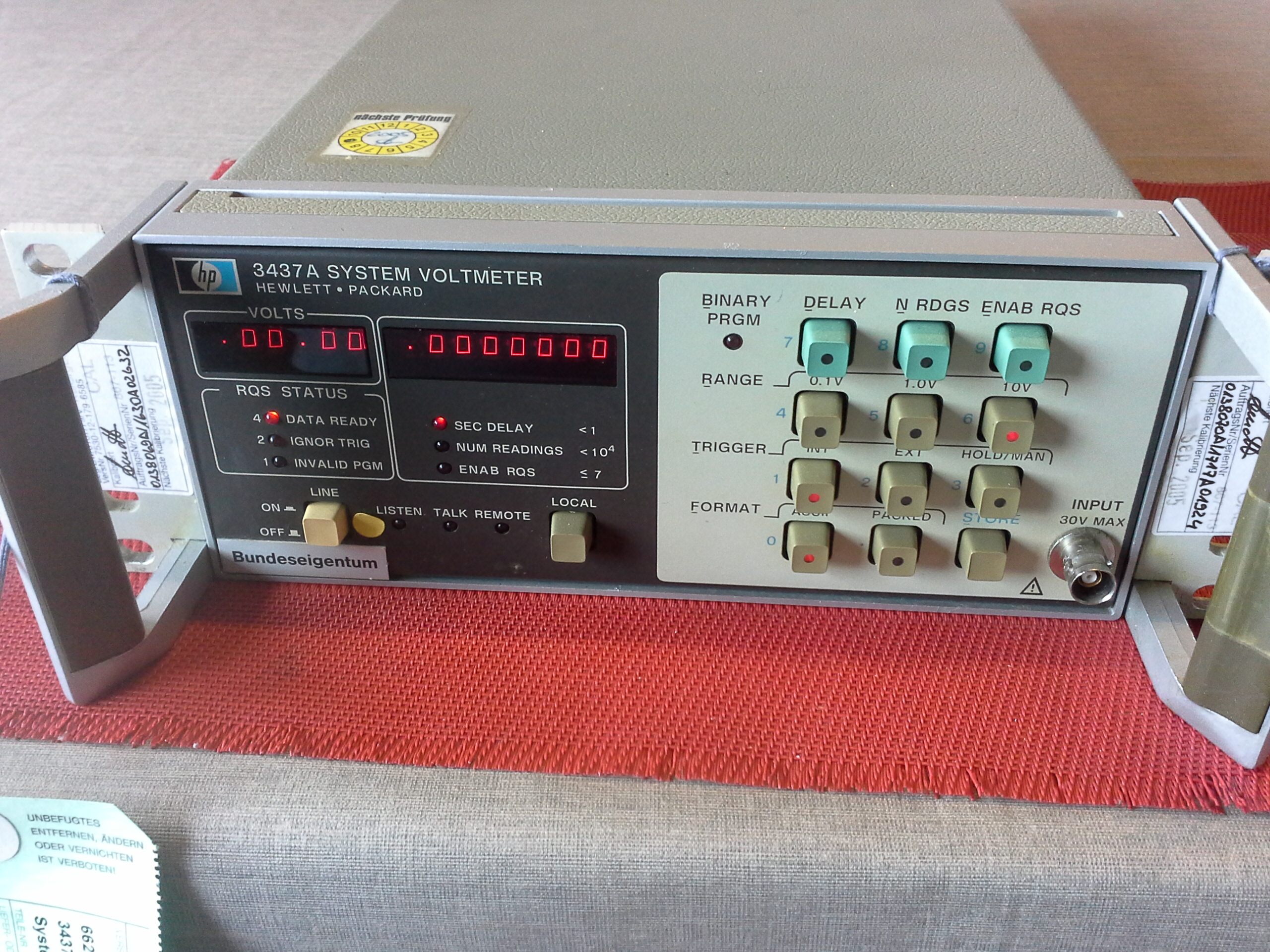 Hewlett Packard 3437A System Voltmeter