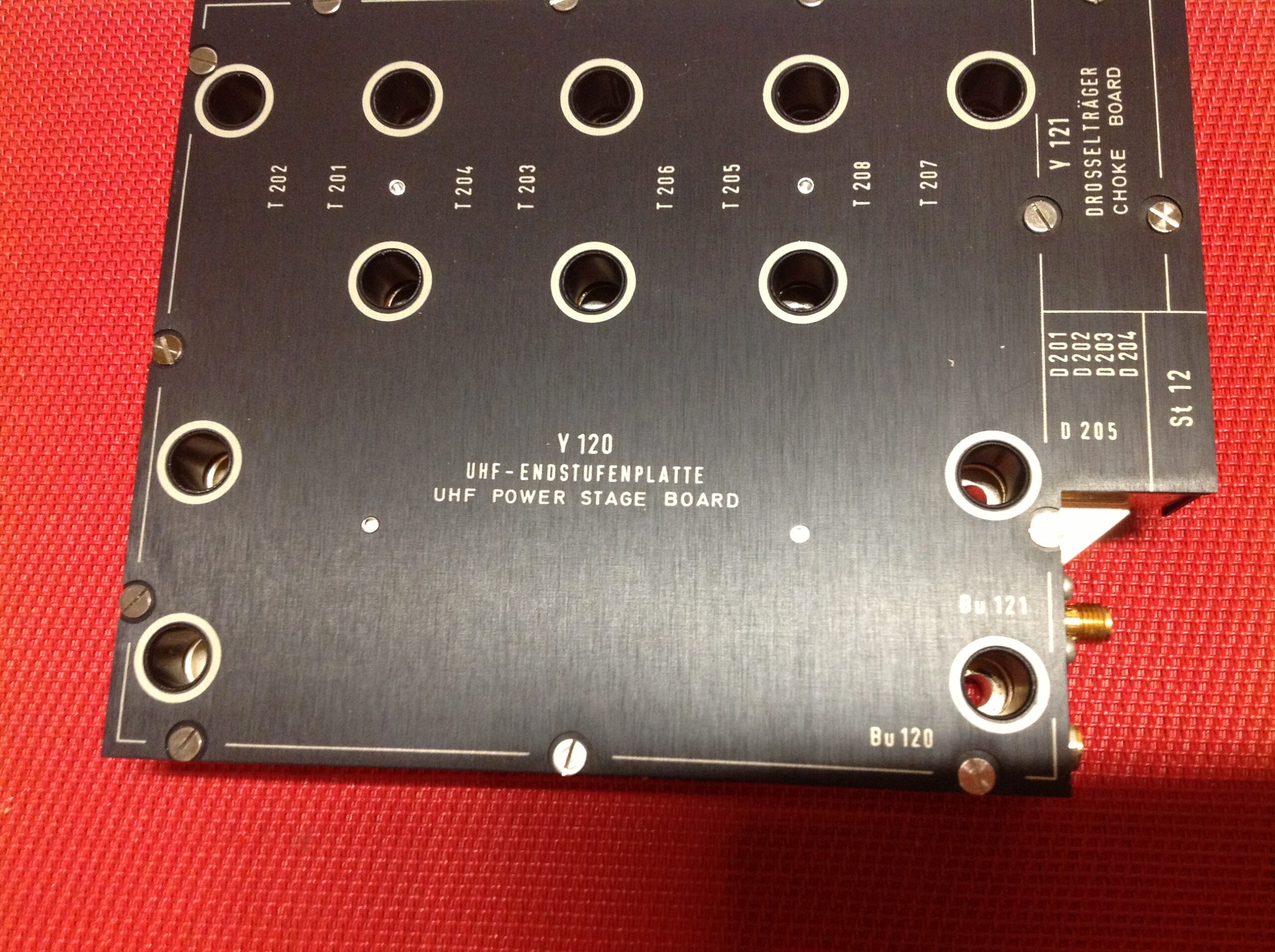 Rohde &amp; Schwarz UHF- Endstufenplatte vom Sende/Empfänger XT 3030