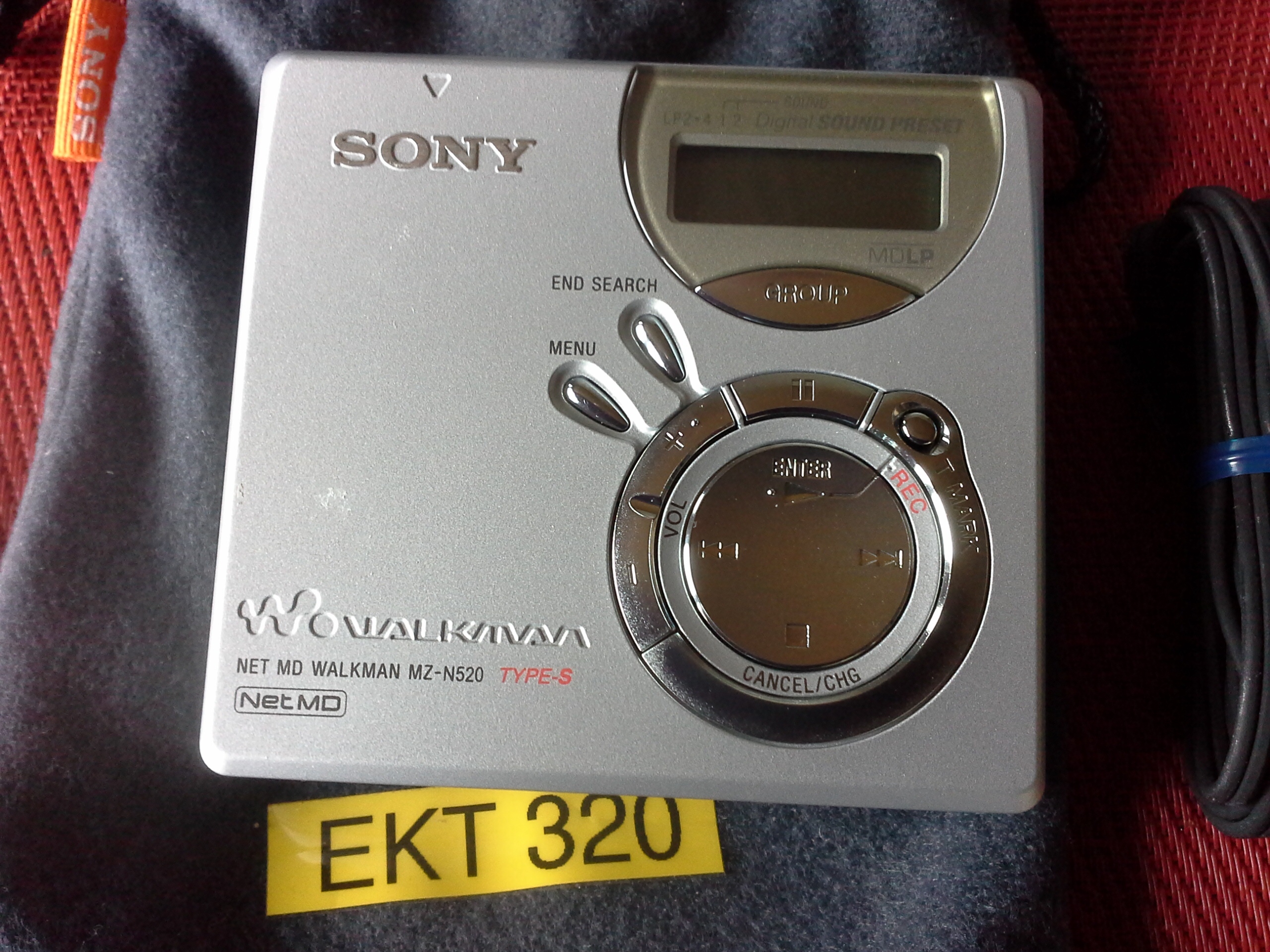 Sony, Portable MiniDisc Recorder MZ-N520