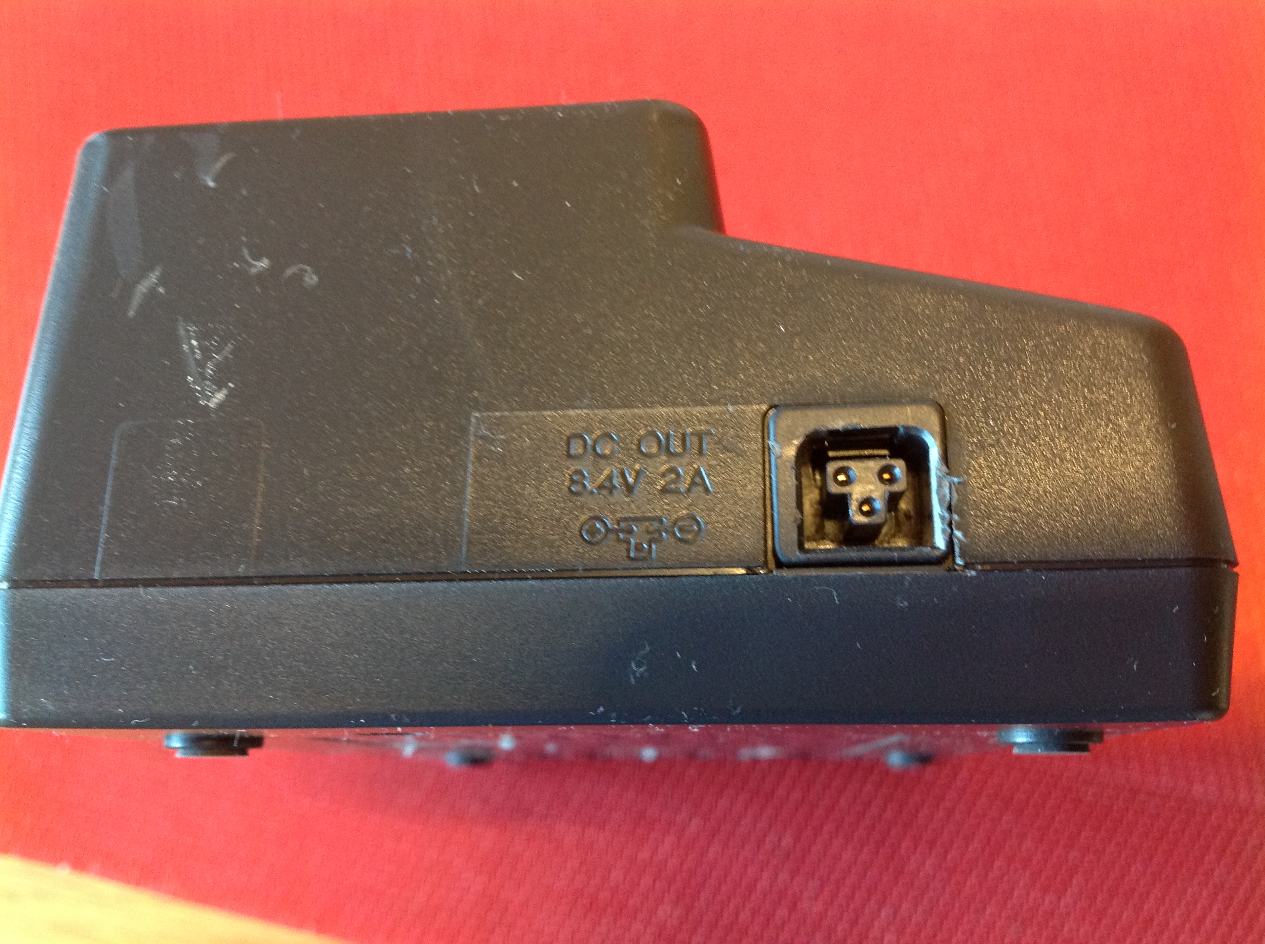 Sony AC Adaptor/Charger AC-VQ800