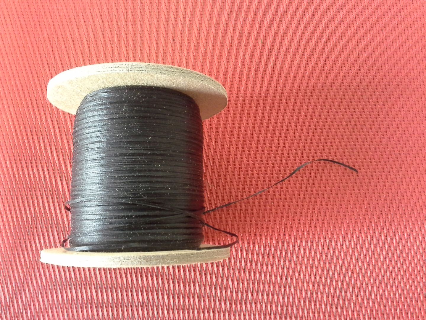 Wachsband und Schnur 1,3mm breit