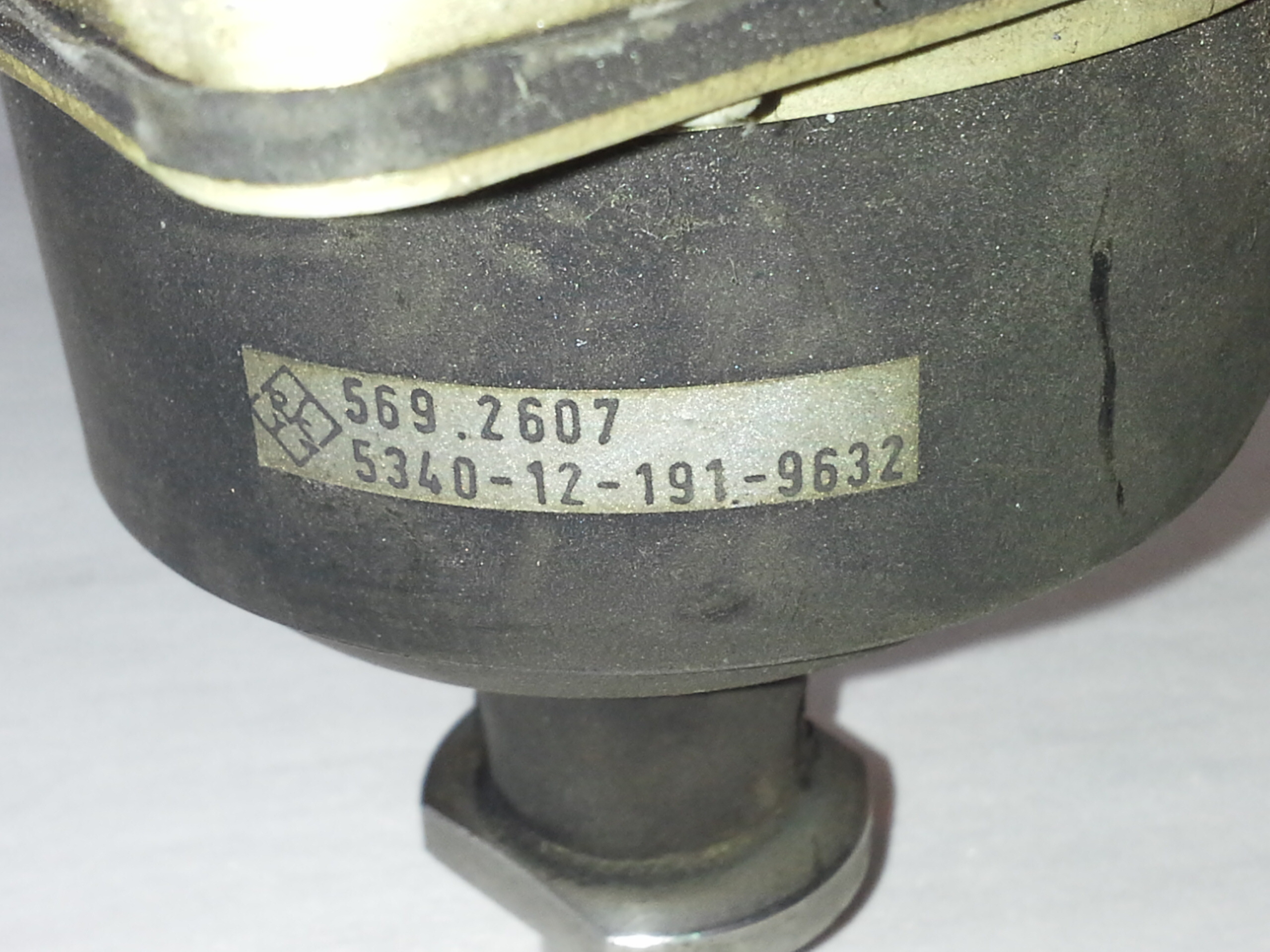 Rohde &amp; Schwarz Schwingungsdämpfer STOP-Choc Typ: E1FH 2727-01