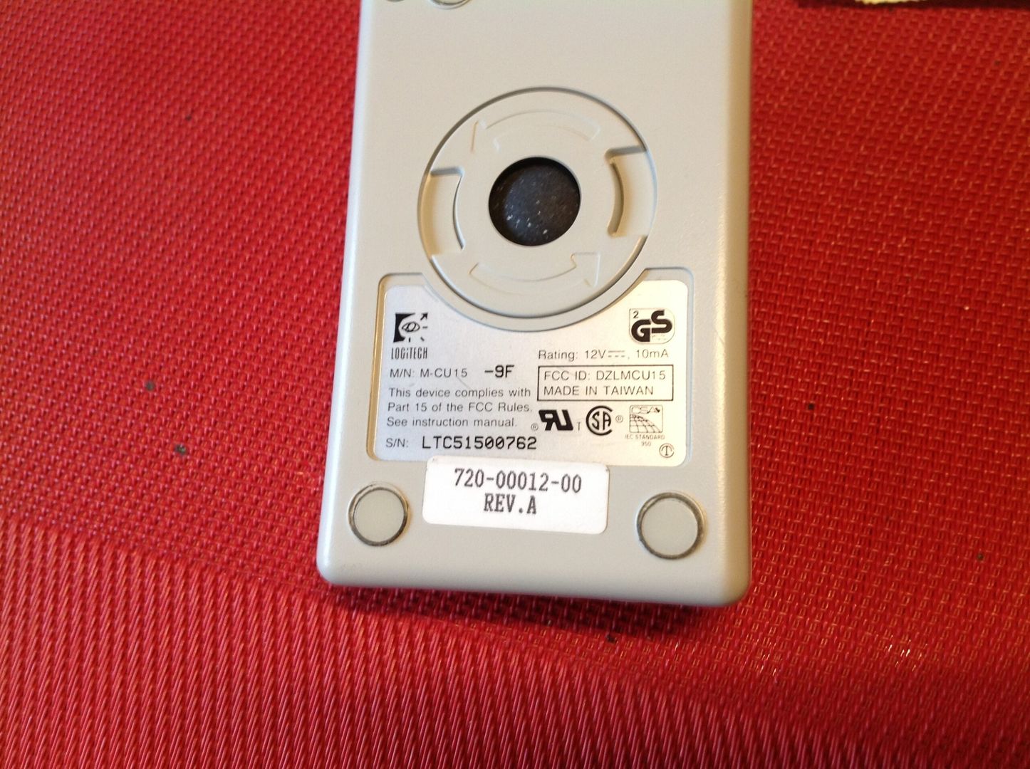 PC Maus /  Computer Maus  LOGITECH   Typ: M-CU 15 mit Anschlusskabel 9 pol. Buchse