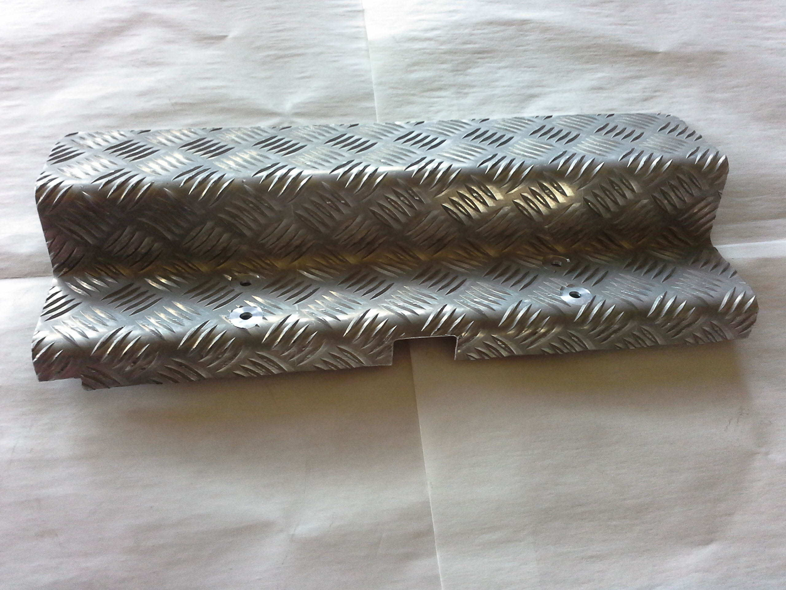 2 Stufen Trittblech - Riffelblech 2 Stufen Trittblech - Riffelblech