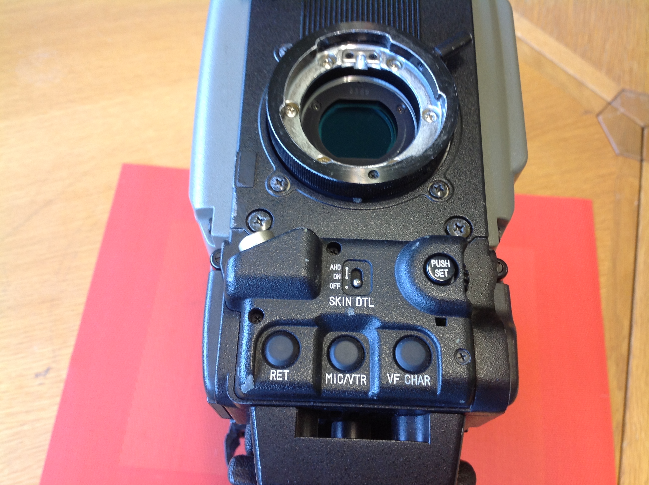 Studiokamera Ikegami HK-388 PW Studiokamera Ikegami HK-388 PW