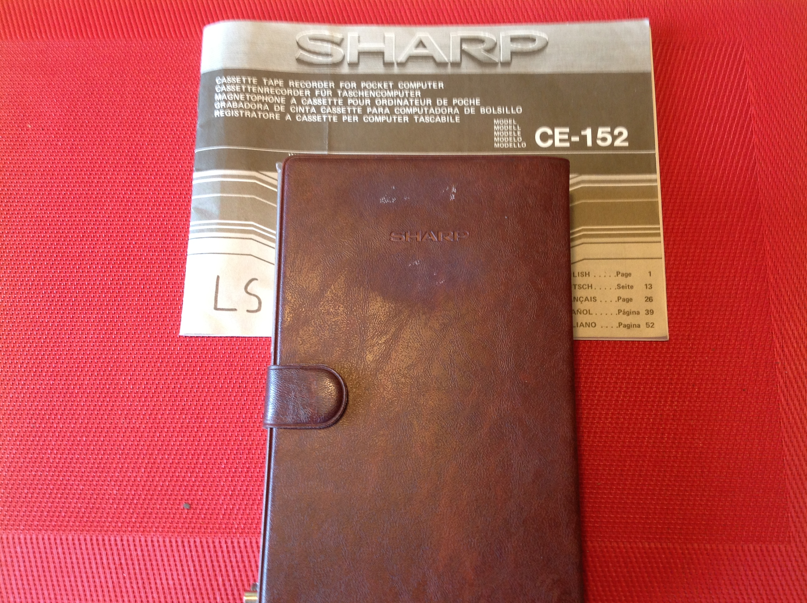 Sharp CE-152 Cassettenrecorder für Taschencomputer