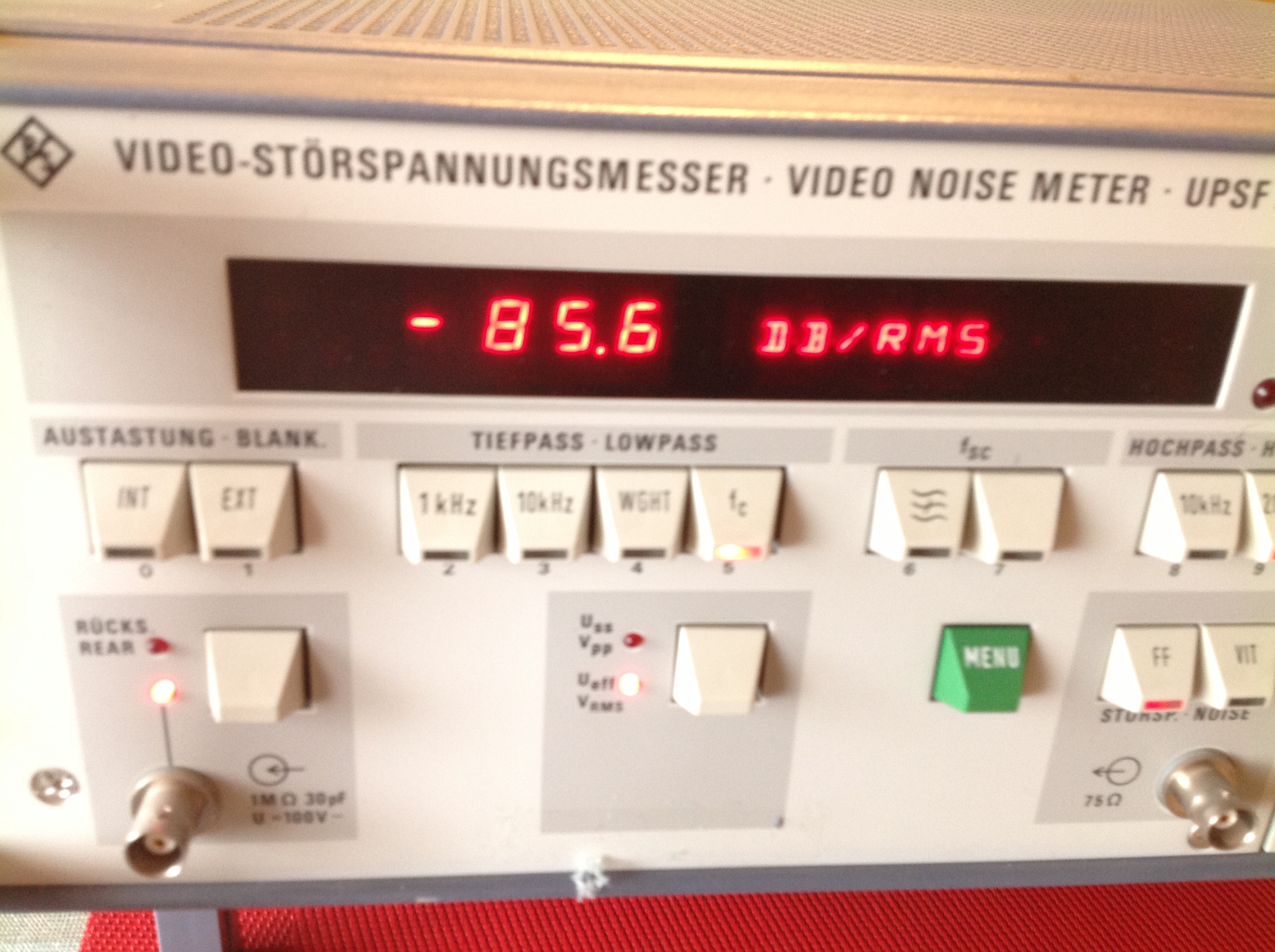 Rohde &amp; Schwarz Video-Störspannungsmesser / Video Noice Meter UPSF 2 + Rohde &amp; Schwarz Video-Pegel/Farb-Rausch-Messer UPSF2 E2