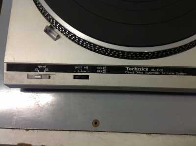 Schallplattenspieler Technics SL-D30