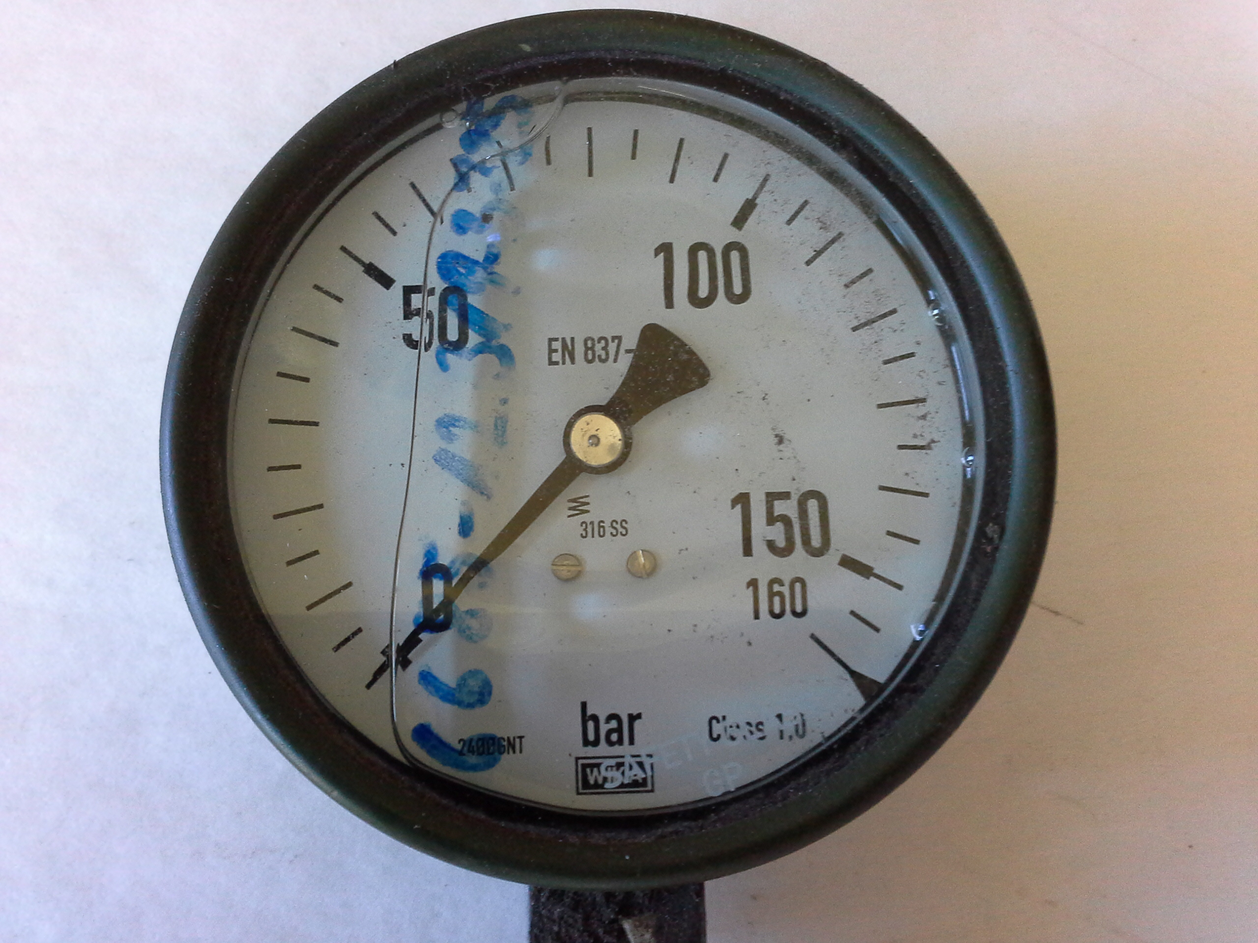 EN 837-1 WIKA Manometer 0-160 bar